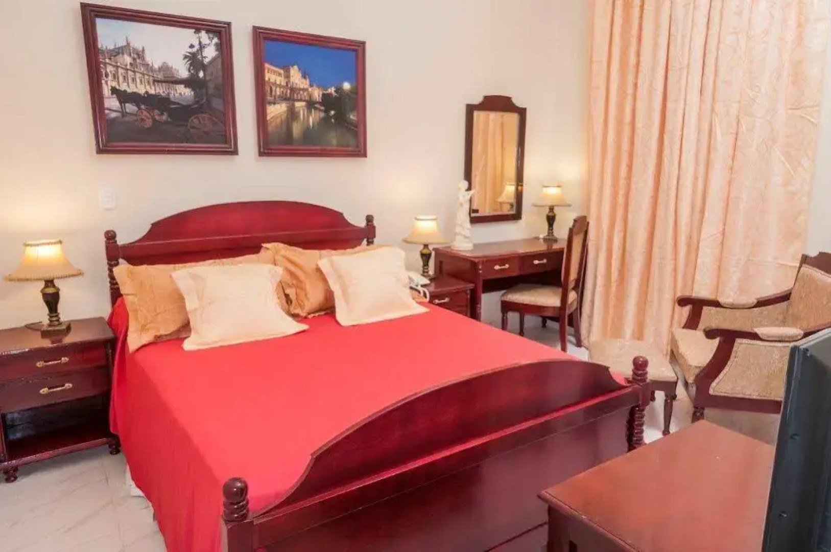 Hotel E La Sevillana