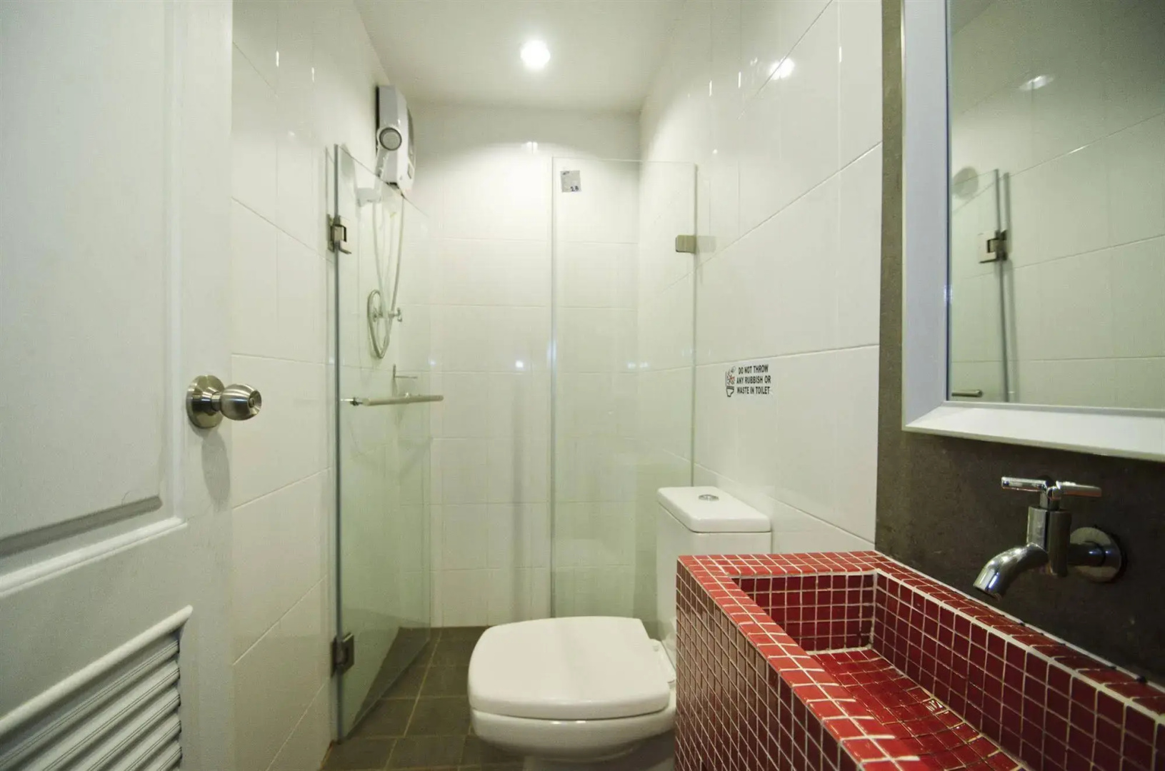 DI Place Hotel