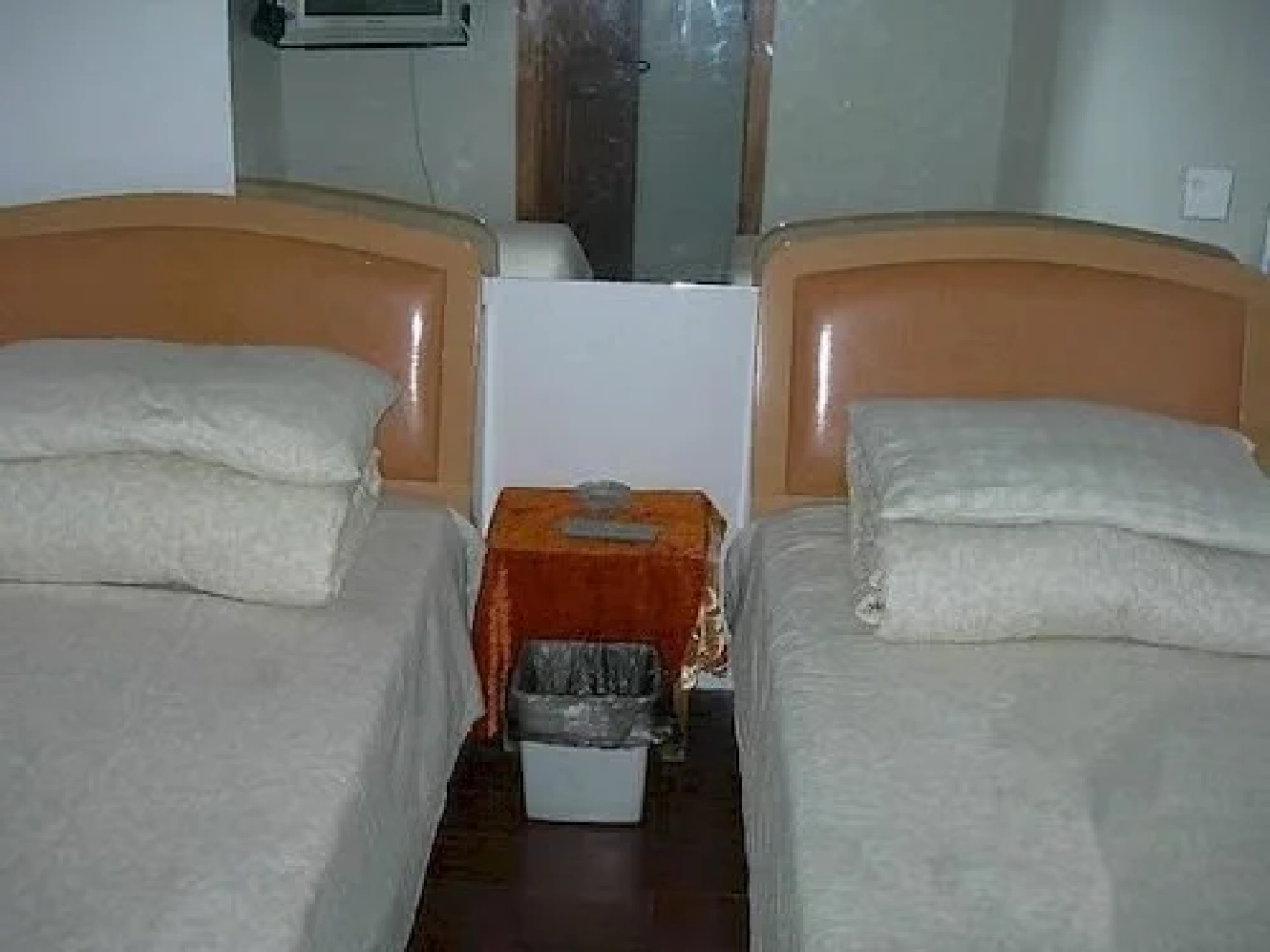 Nanjing Baile Hotel