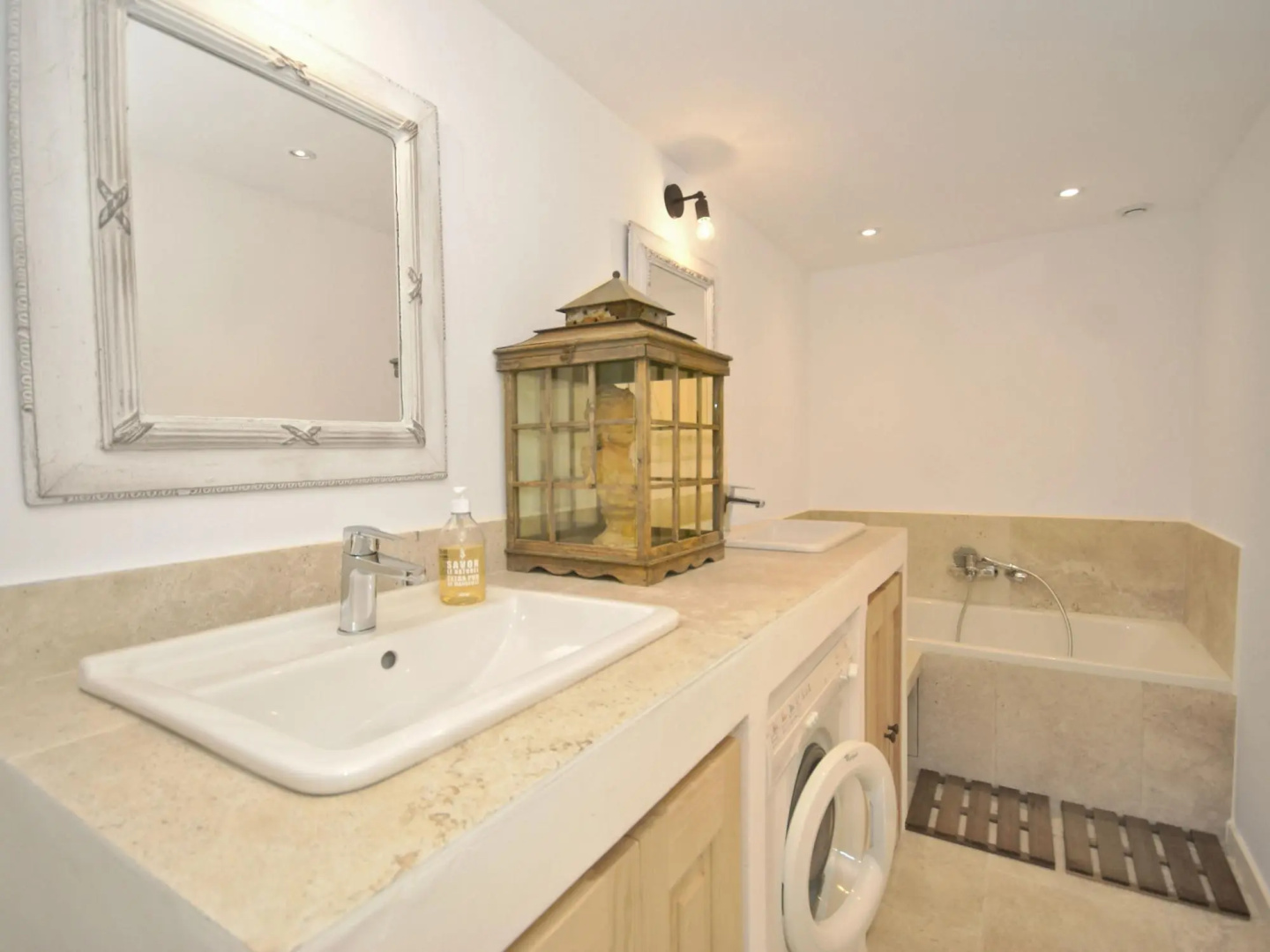 Stylish Villa With Private Pool in the Middle of a Village in the Beautiful Luberon