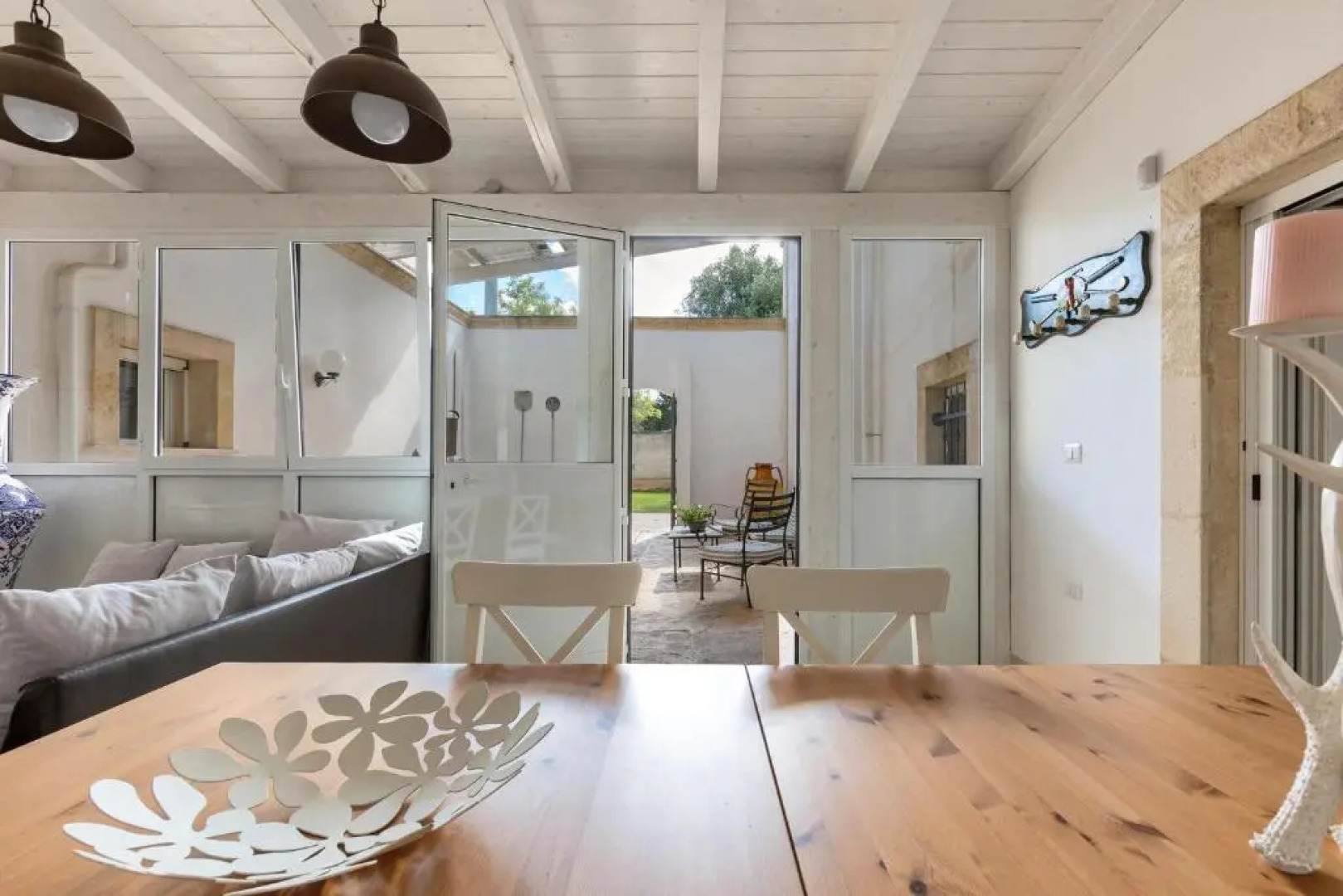 Villa Medici alla Macchia by BarbarHouse