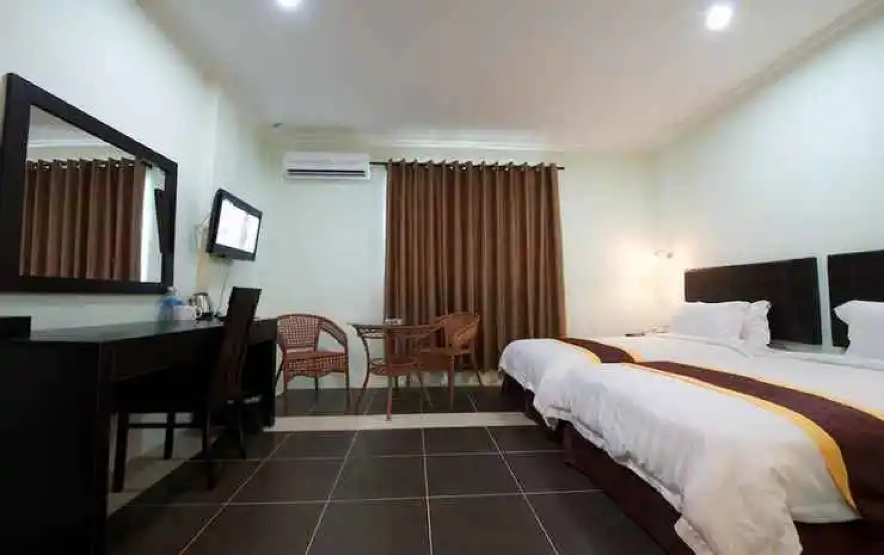 Han Palace Hotel Semporna