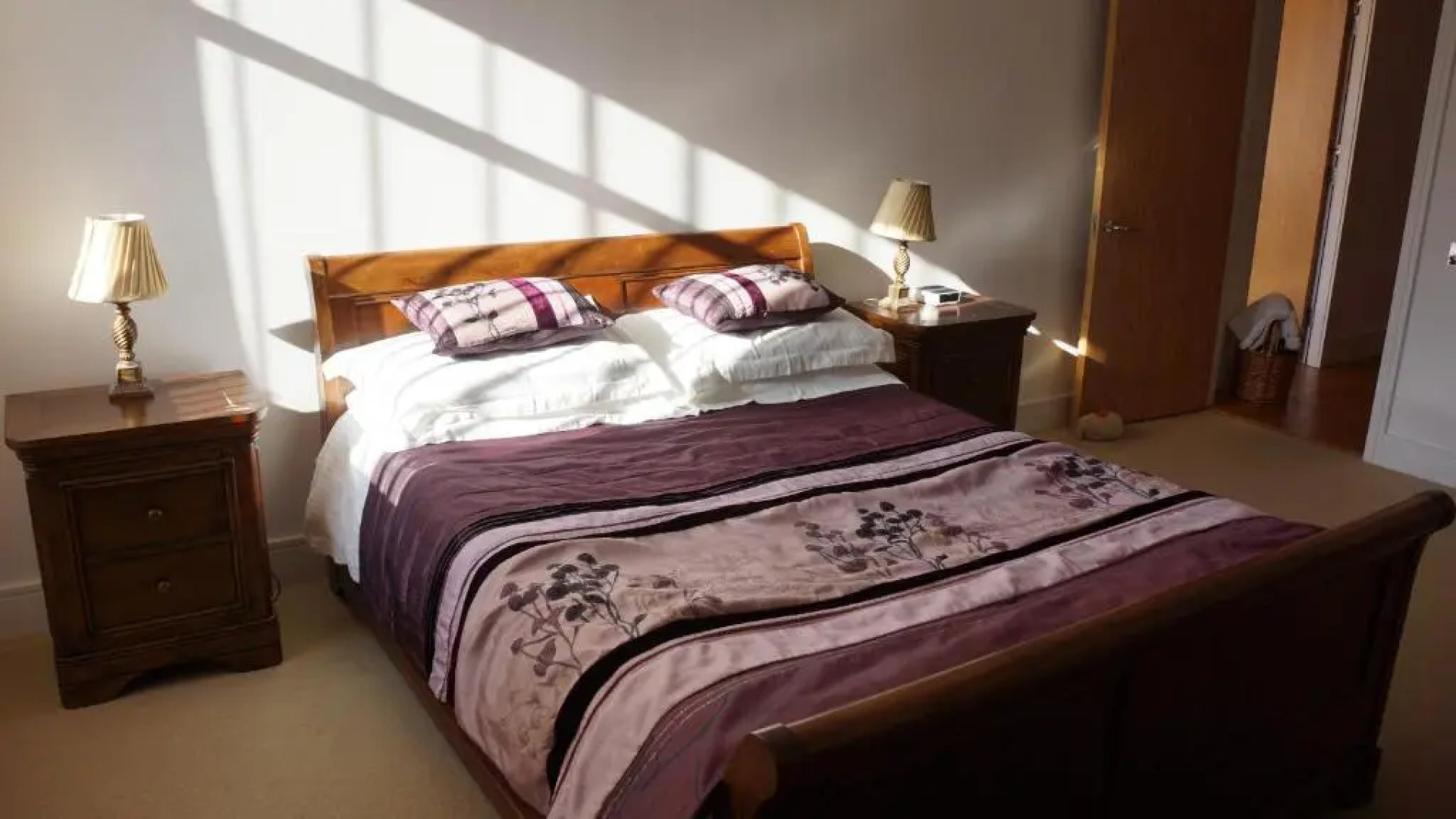 Apartment 306 by the Bridge