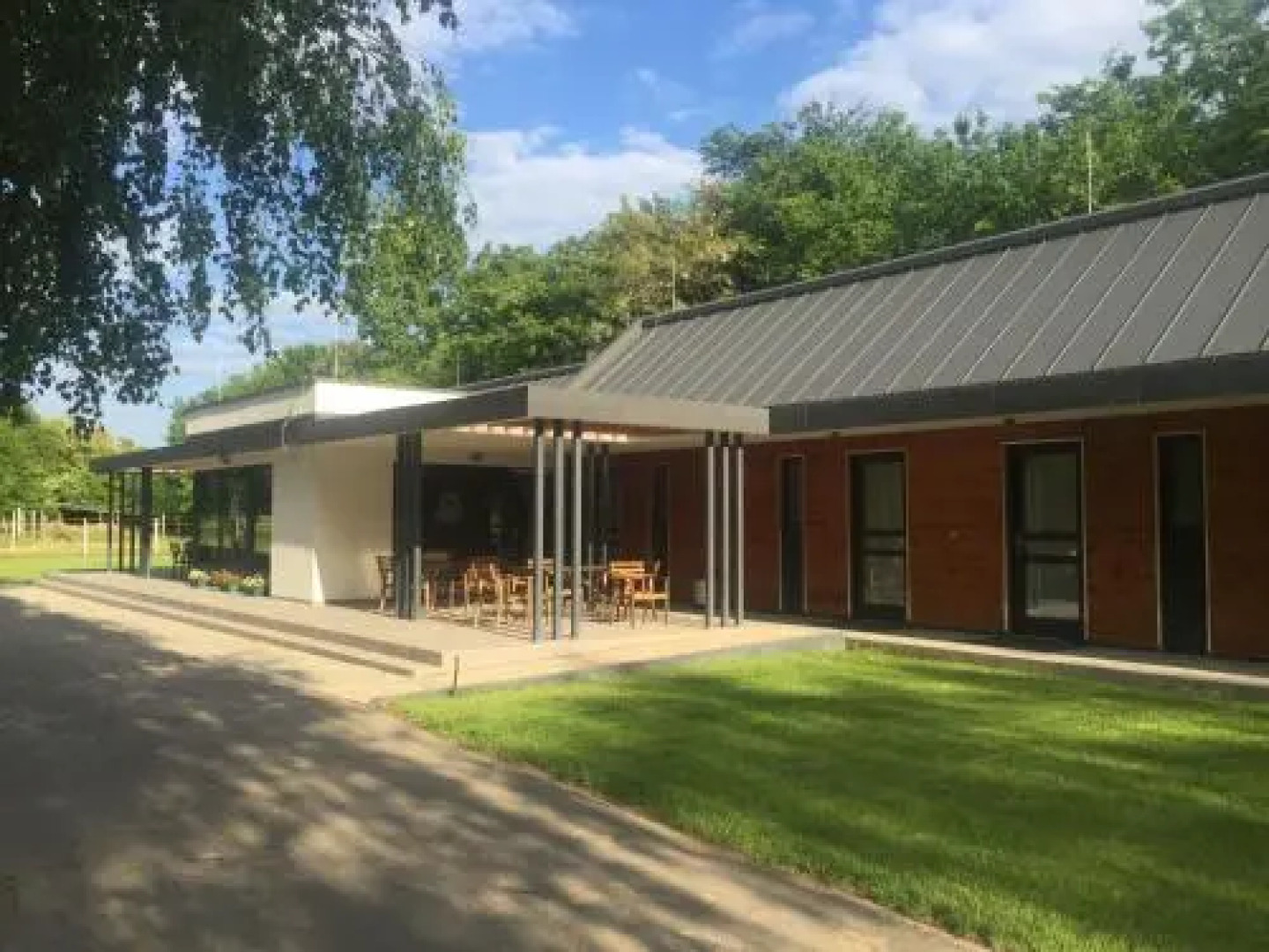 Mohácsi Vendégház és Lovasklub