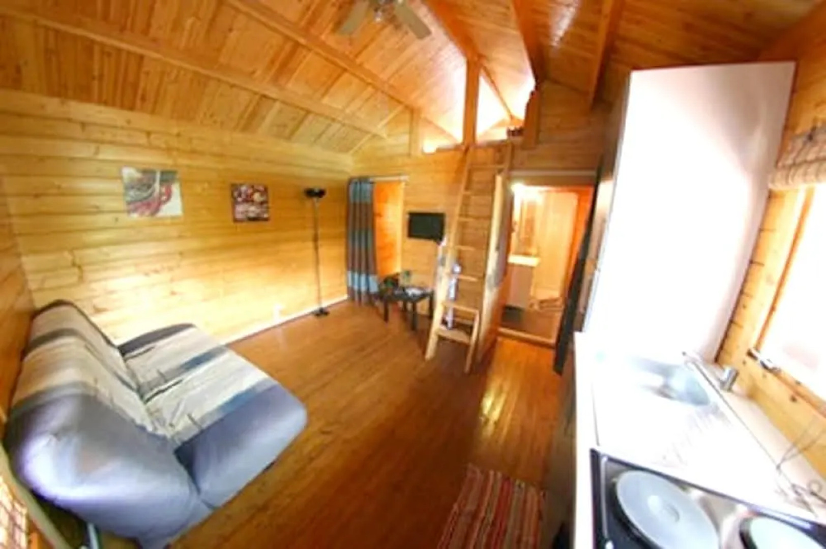 Bungalow With 2 Bedrooms in Vincendo, Saint-joseph, With Pool Access,