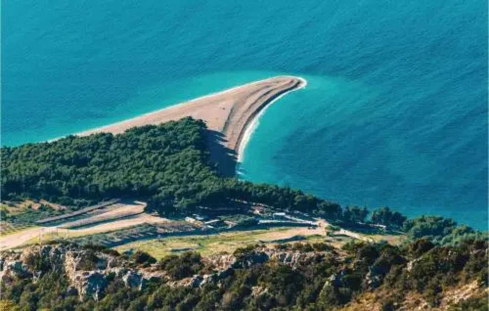 Four-Bedroom Holiday Home in Milna