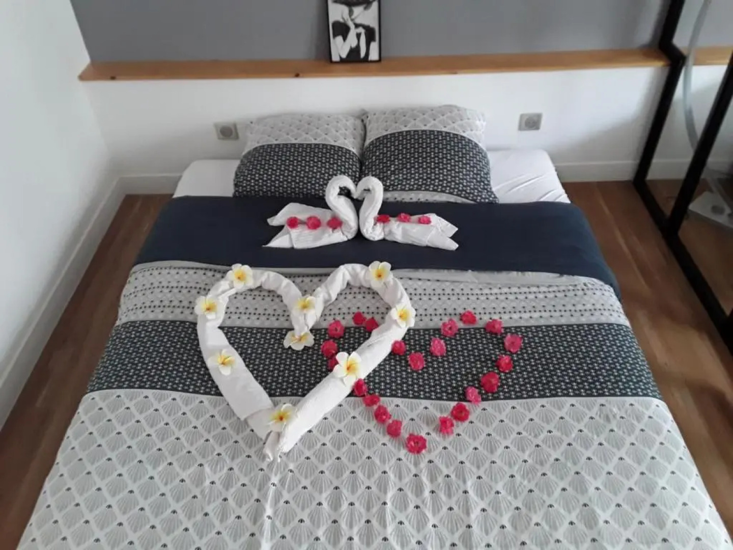 Suite room jacuzzi sauna privatif illimité Clisson