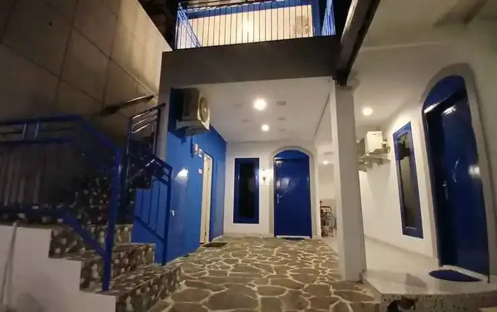 Moshi-Moshi - Hostel