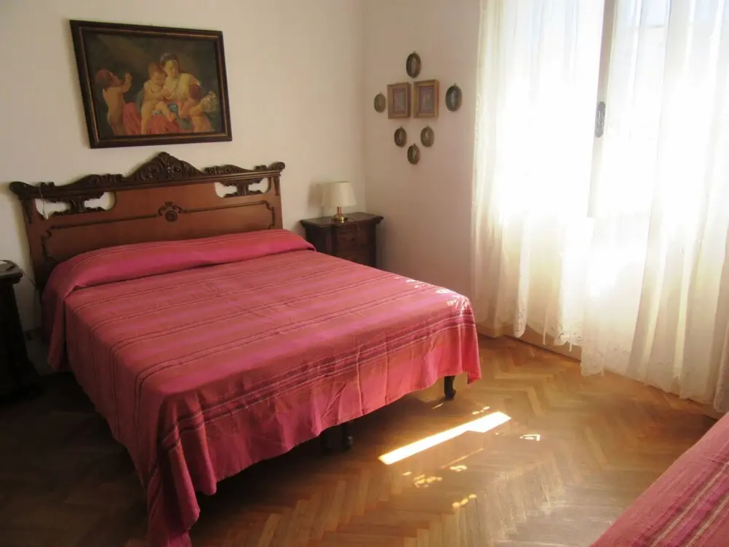 Elegant and Roomy Apartment on the Hill of Chiavari, Calm Relaxation Assured