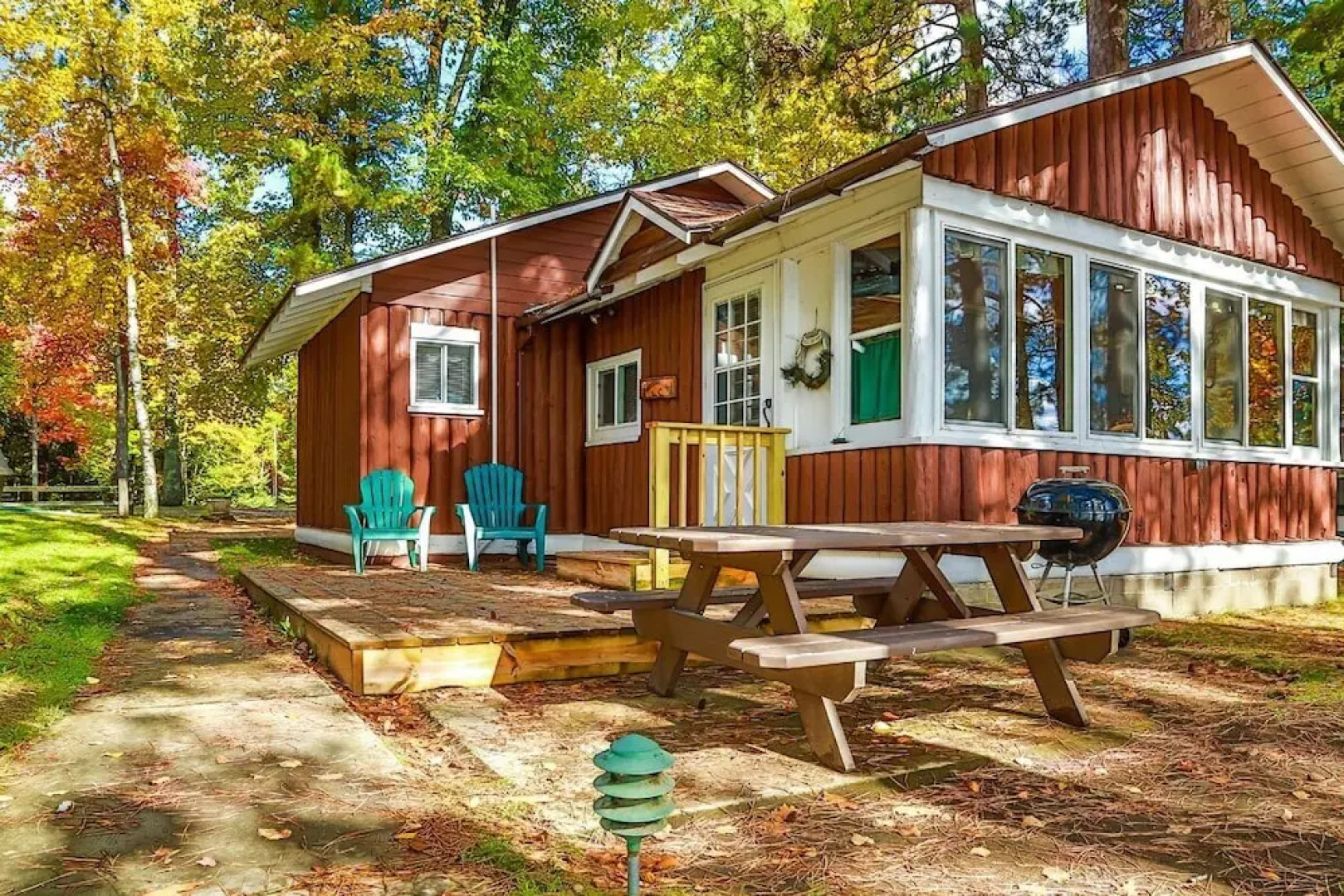 8017 Paton Rd - 2 Br Cottage