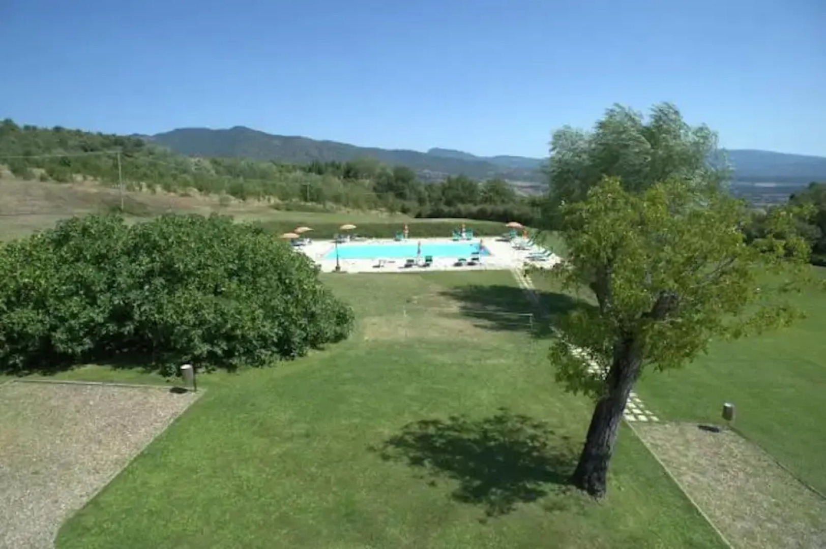 Farmhouse in Tuscany With Pool & Valley Views