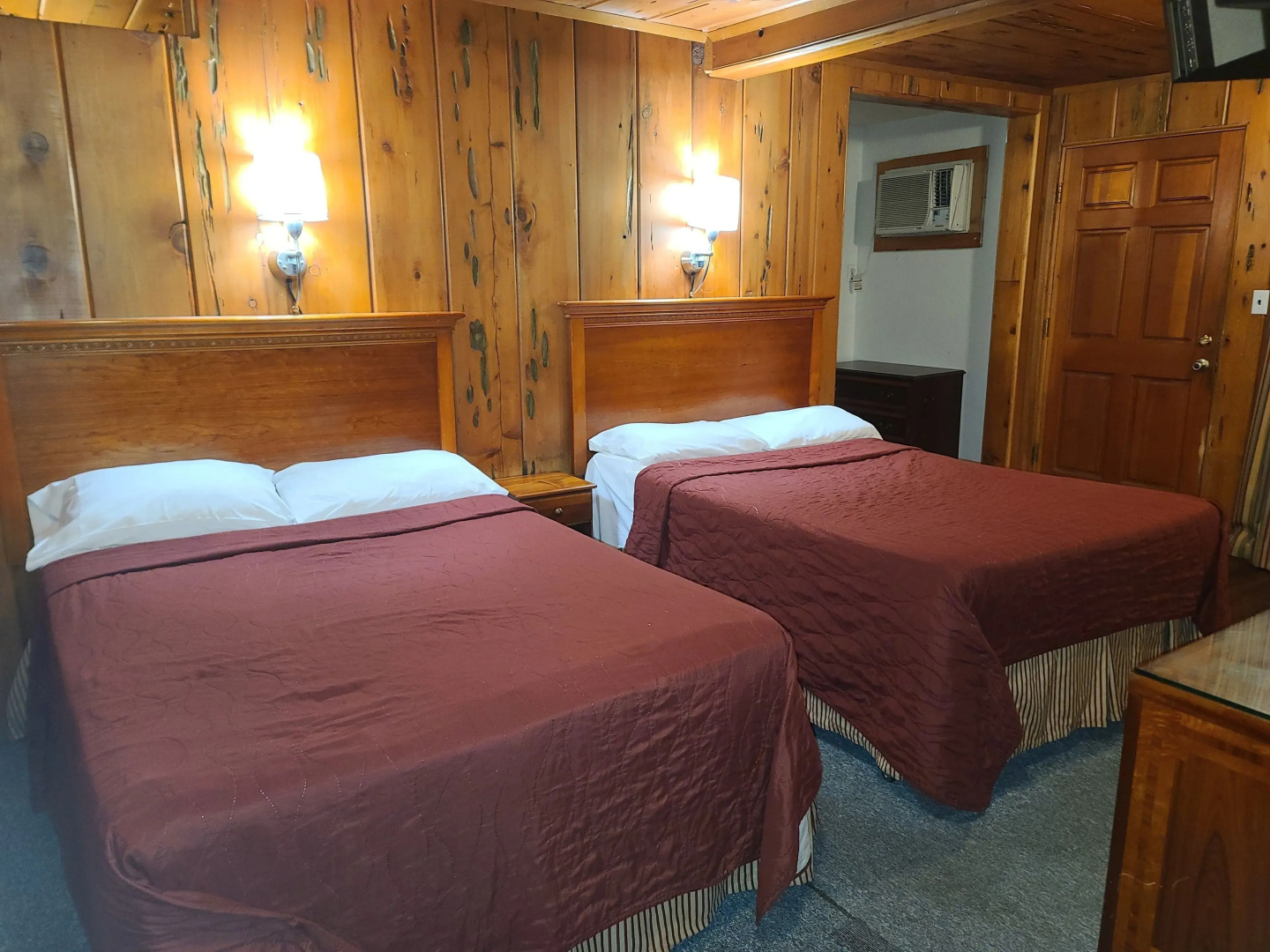 Bigfoot Motel