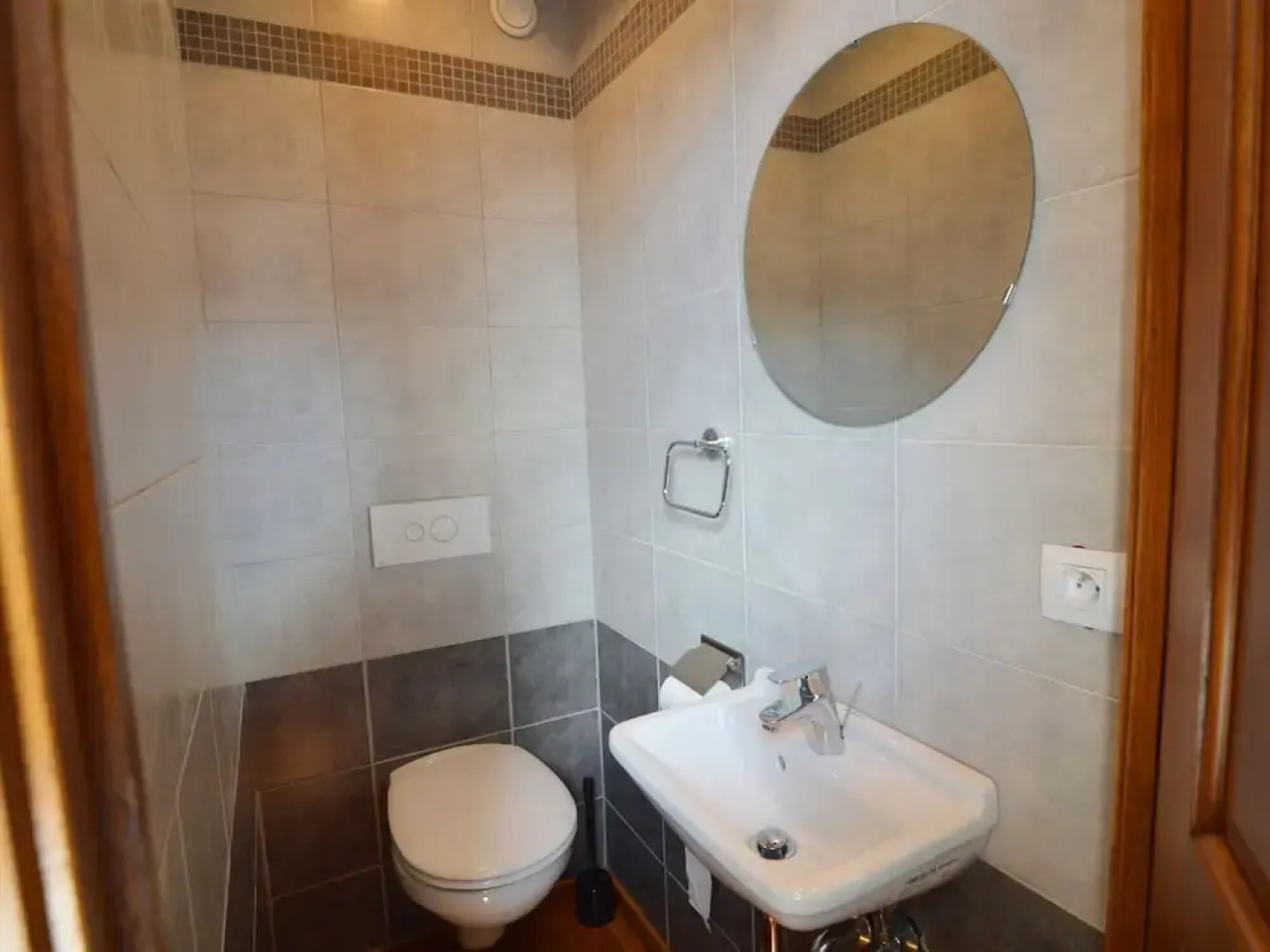 Spacious Ardennes Getaway