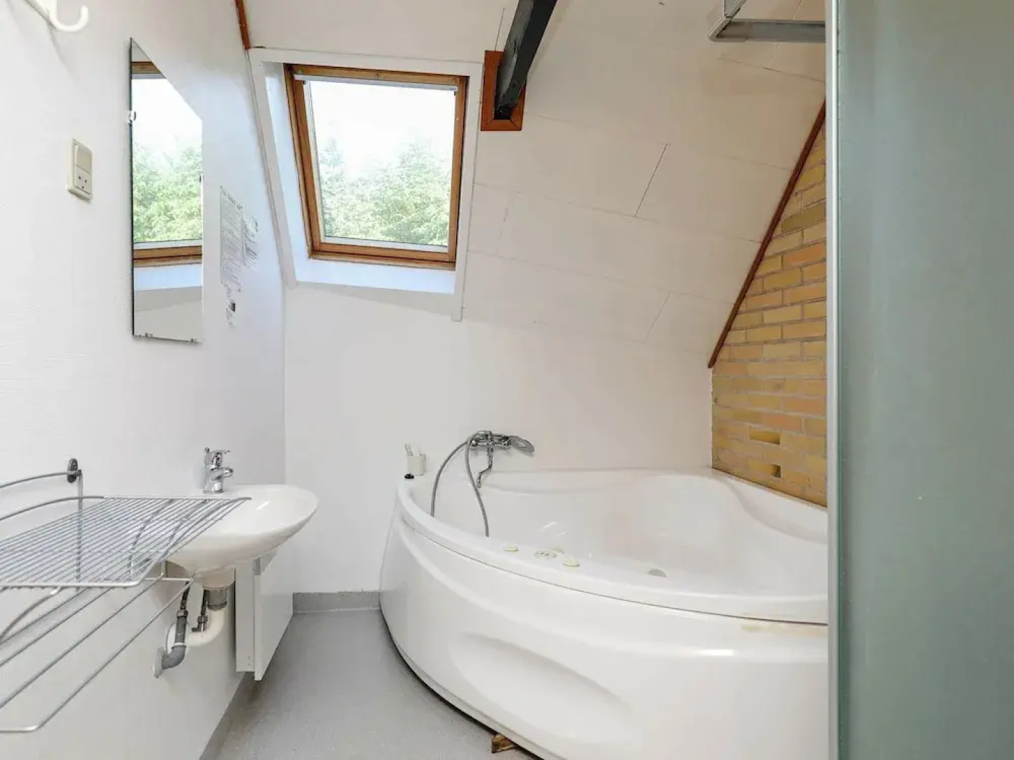 Lovely Holiday Home in Lemvig with Hot Tub