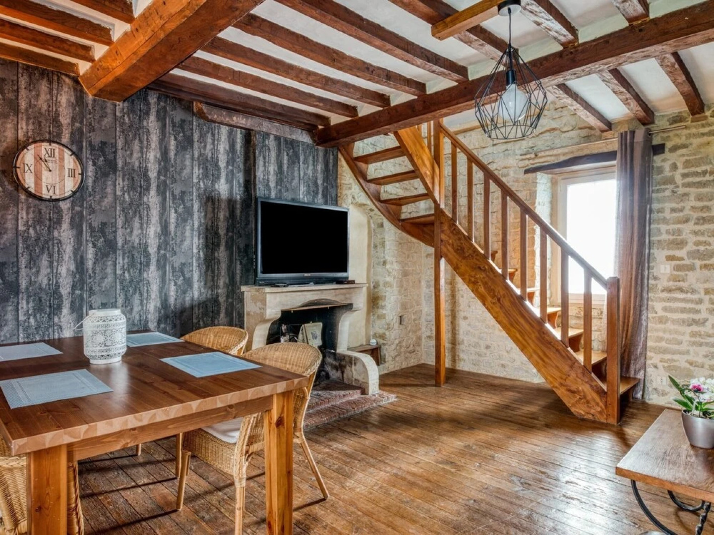 Cosy Holiday Home in Mandeville en Bassin Near Beach