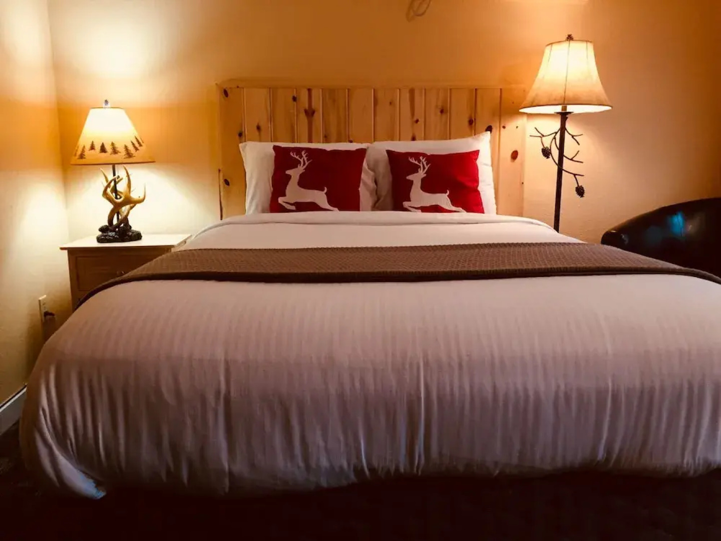 Black Elk Resort Cottages and RV Park