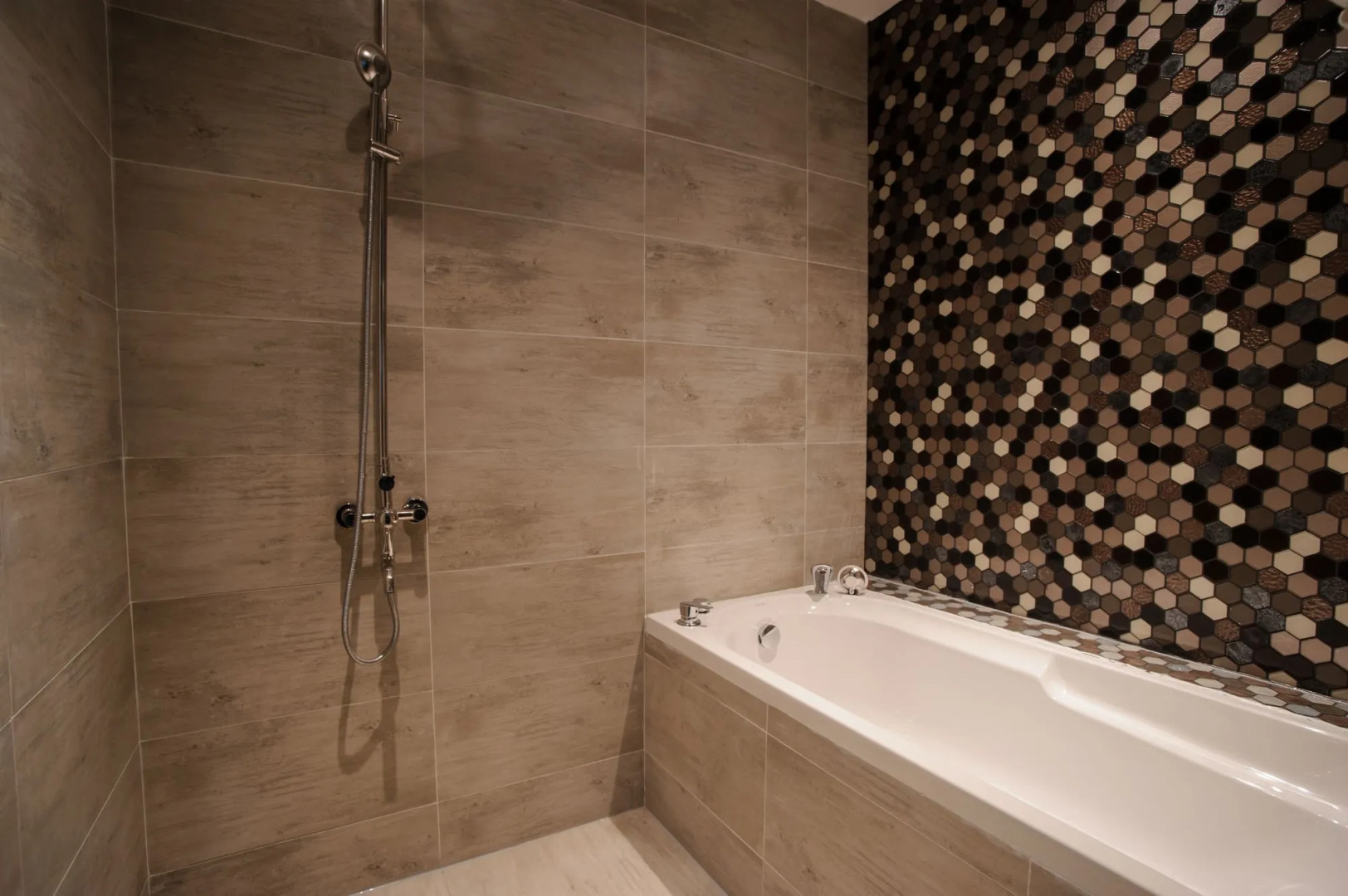 Paradise Hotel Saipan