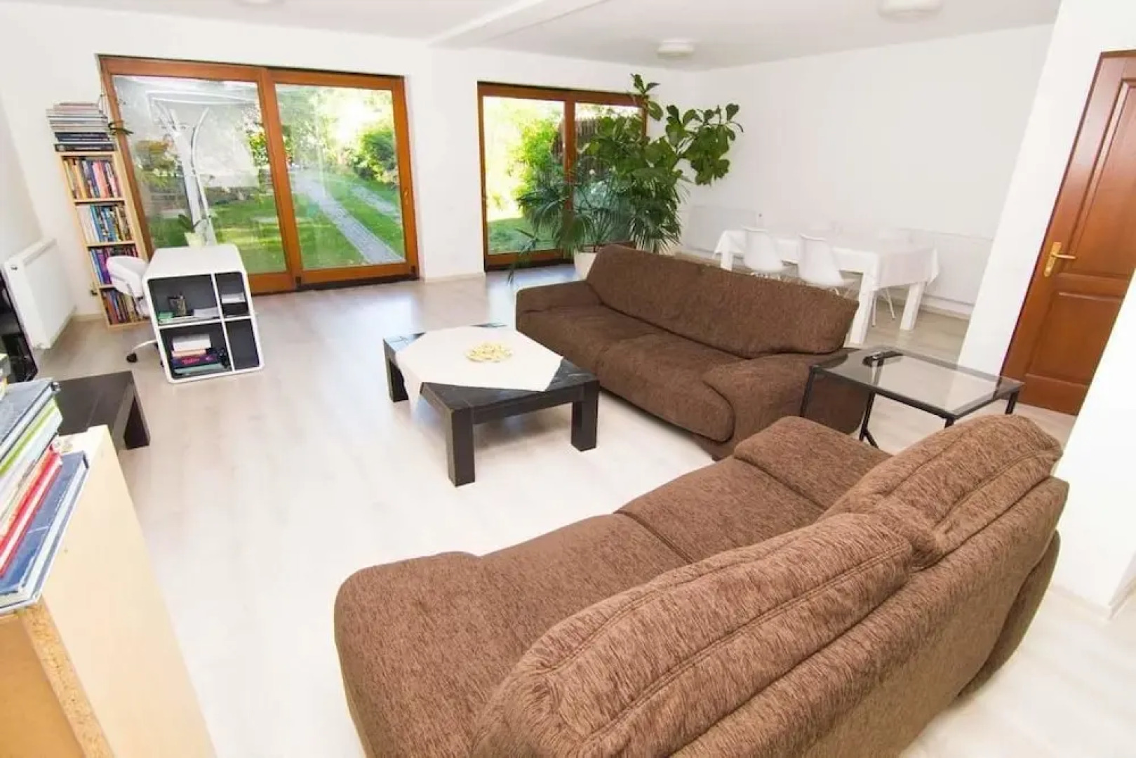 Continental Boutique Rooms