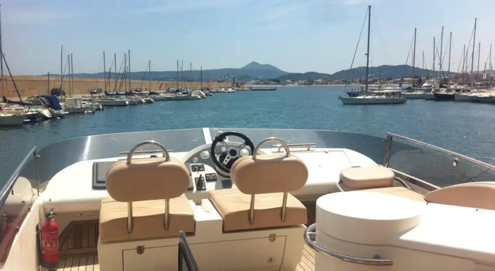 Luxe Yacht including SunSet Cruise