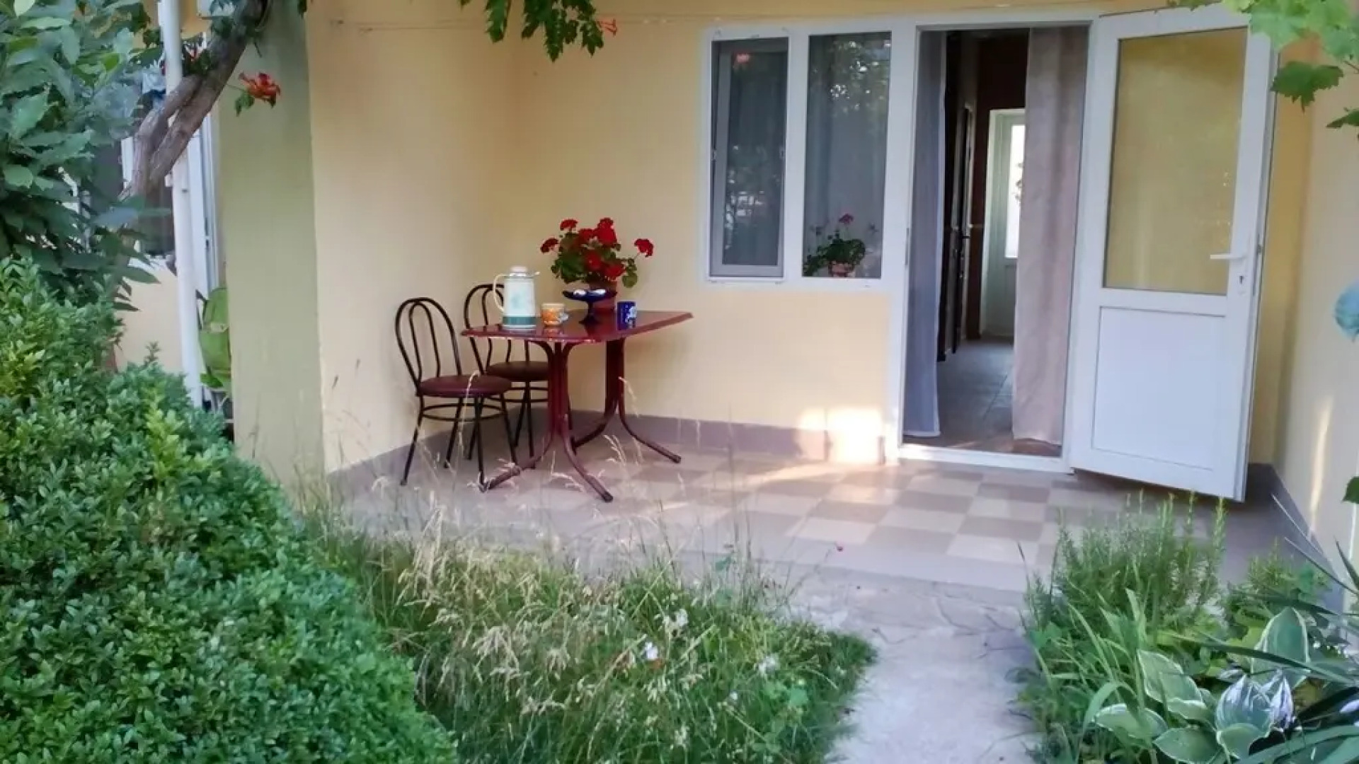 Изумрудный