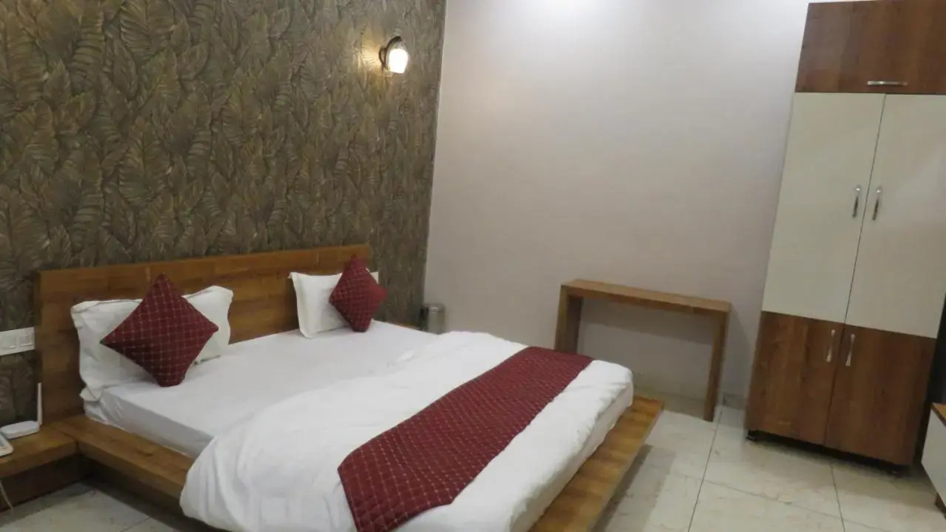 Raja Ji Hotel And Restaurant