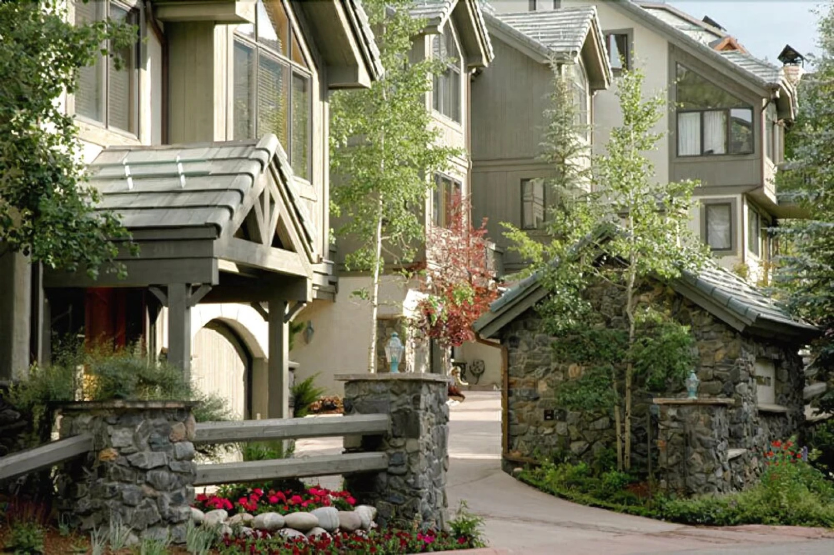 Stonegate Townhomes by East West Hospitality