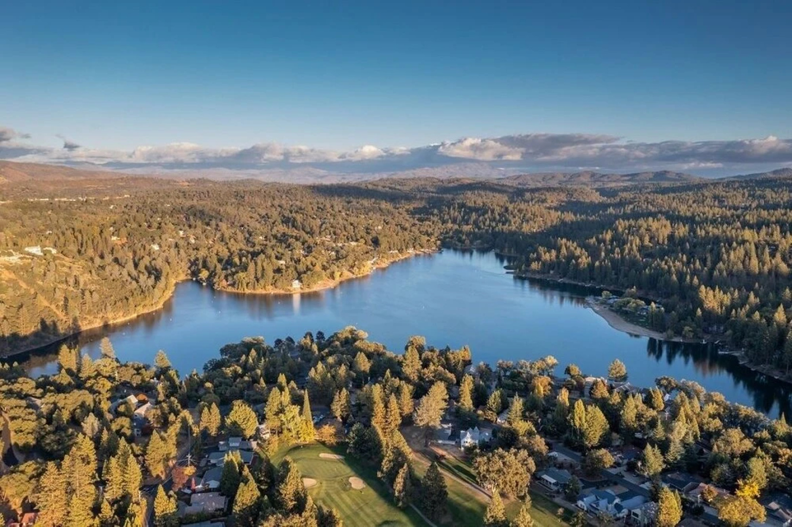 The Treetops - Beautiful Mountain Views Abound When You Stay at The Treetops by Yosemite Region Resorts