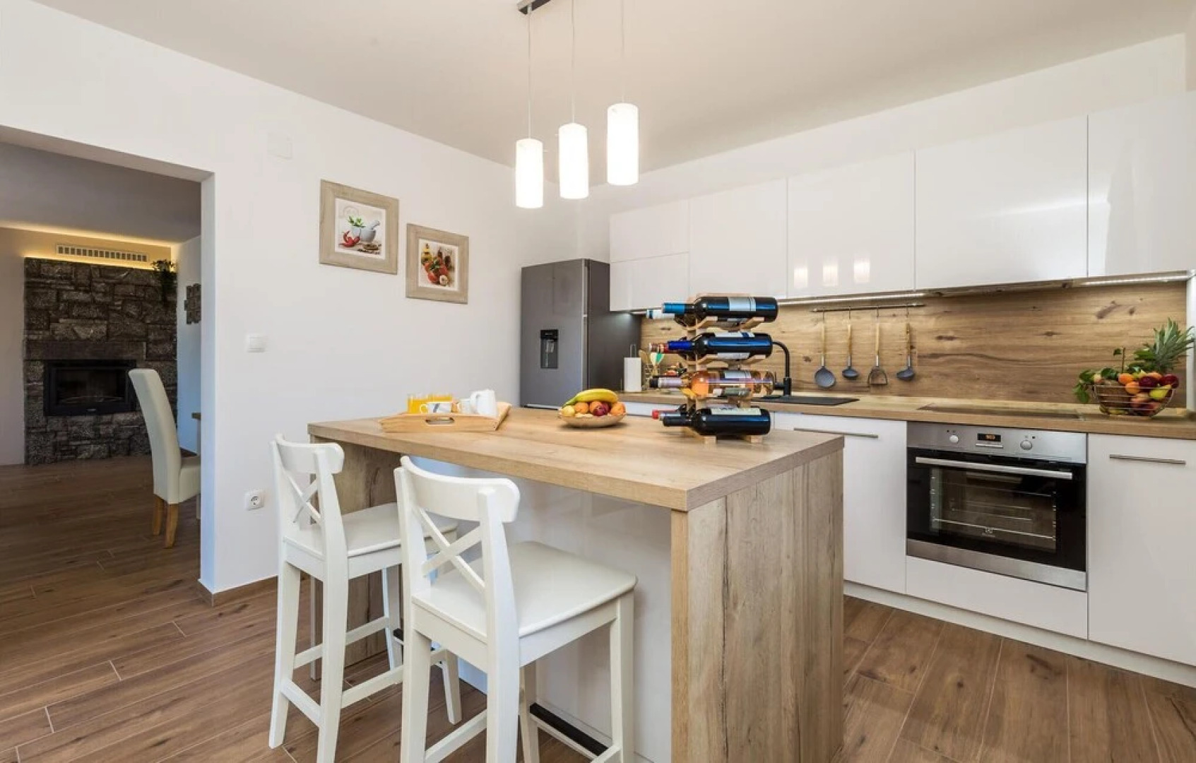 Beautiful Home in Mucici With 3 Bedrooms, Wifi and Outdoor Swimming Pool