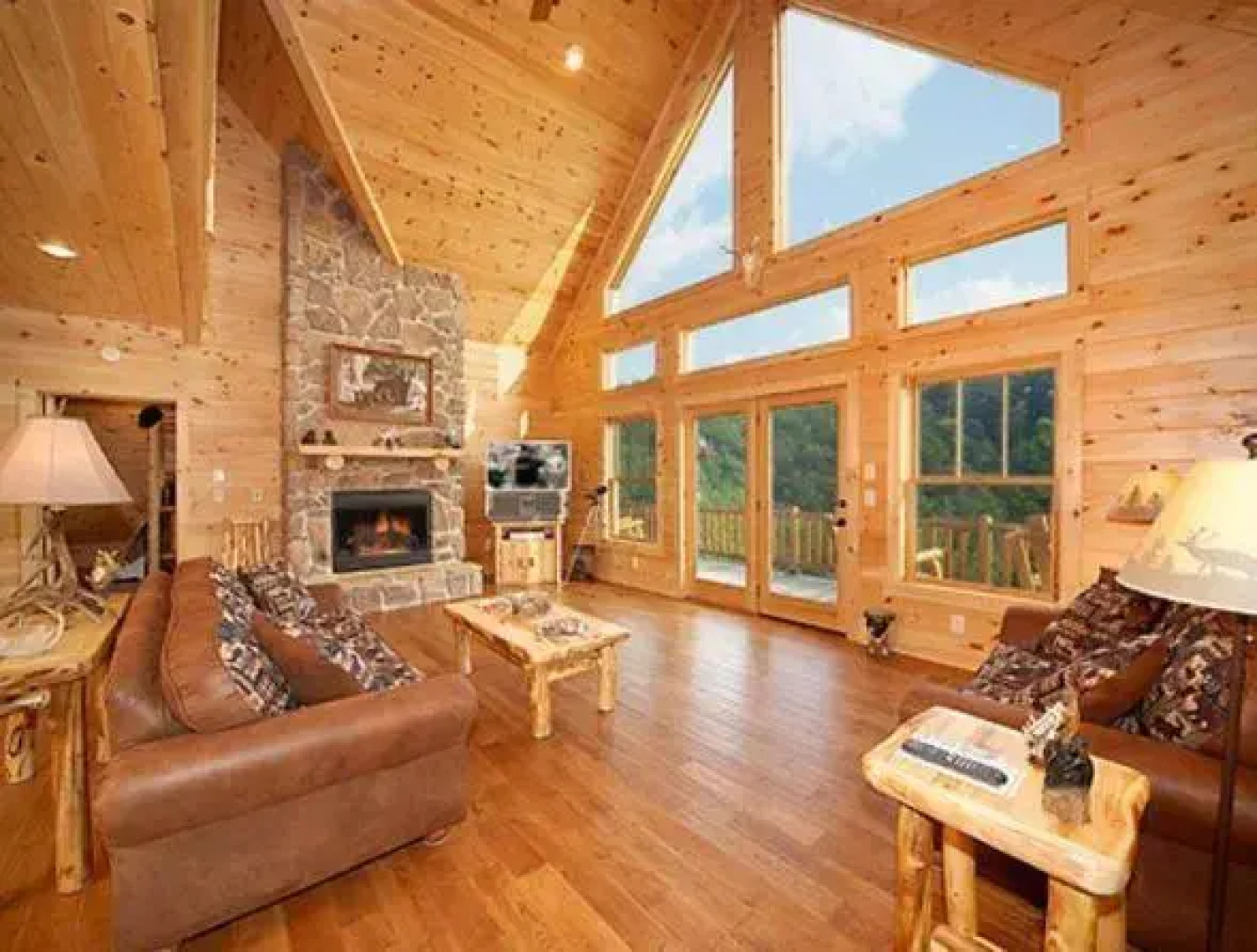 Bearly RuffNit by Majestic Mountain Vacations