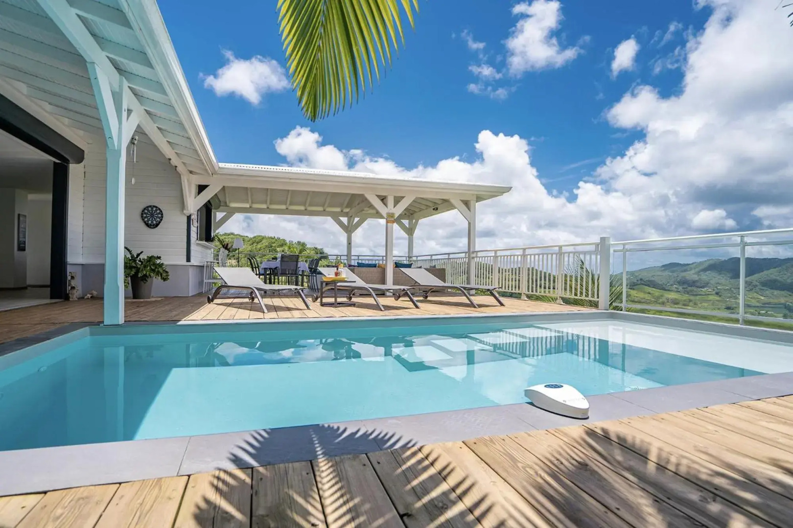 Villa Lanati, 4 ch avec piscine & vue campagne