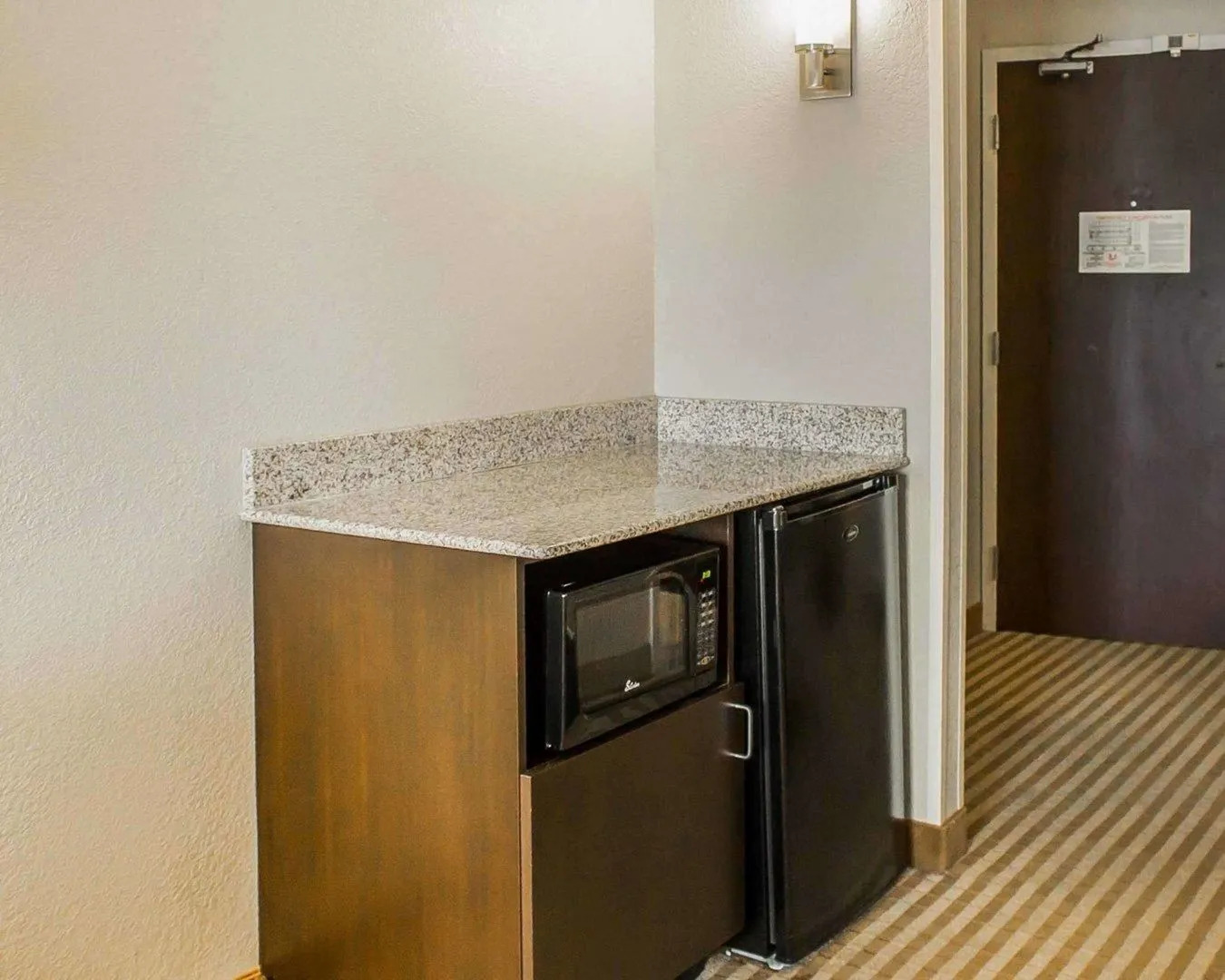 Comfort Suites Columbus East Broad