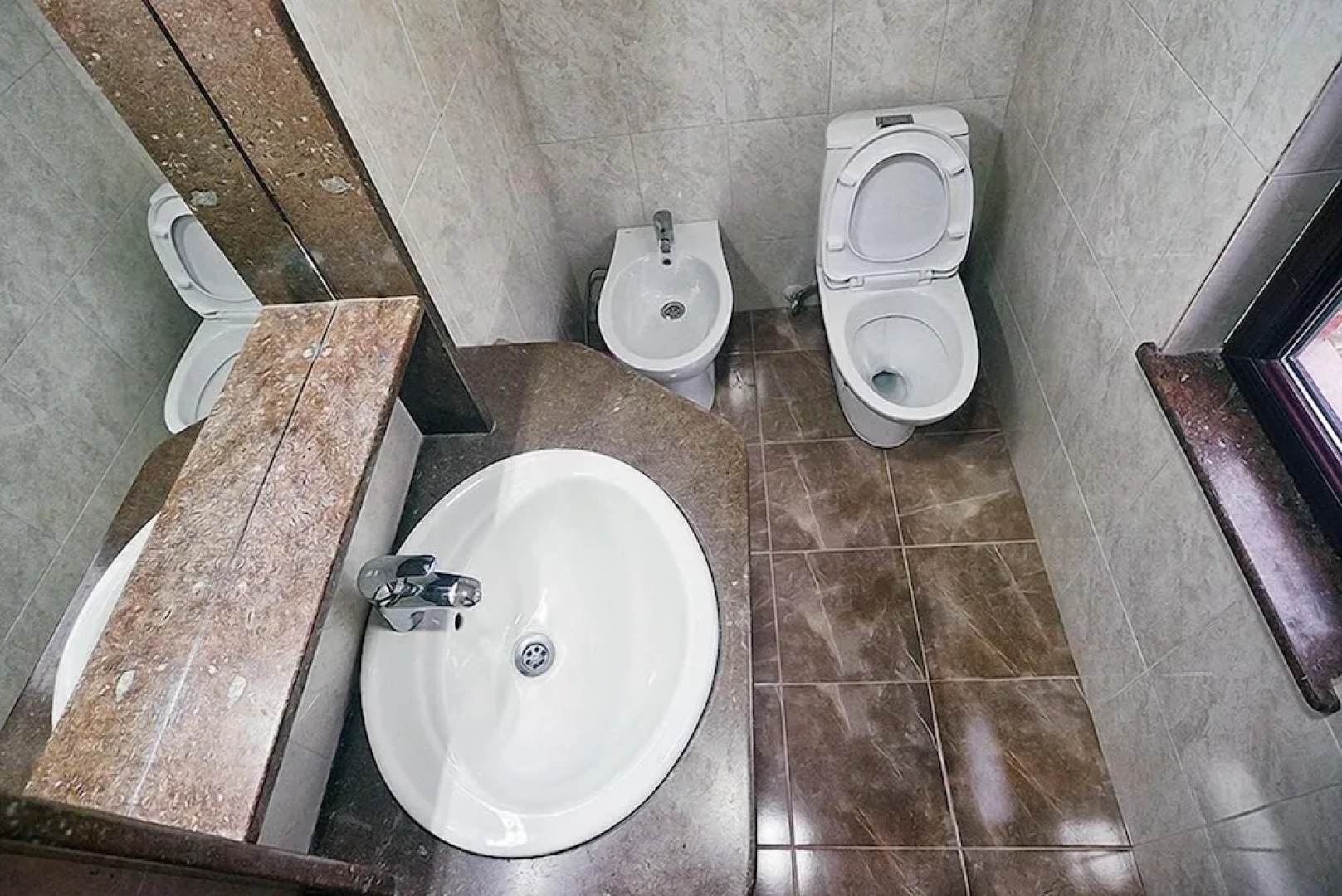 Имение Чиковани