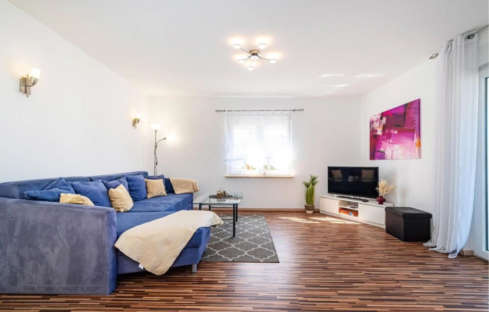 Stunning Apartment in Karin Gornji With Wifi and 2 Bedrooms