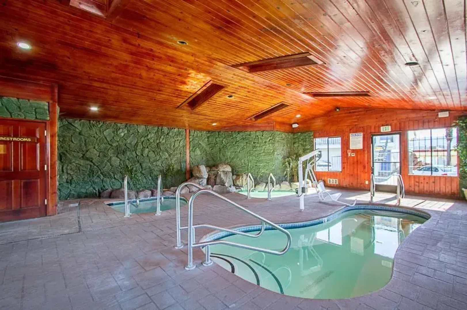 Discovery Inn Ukiah