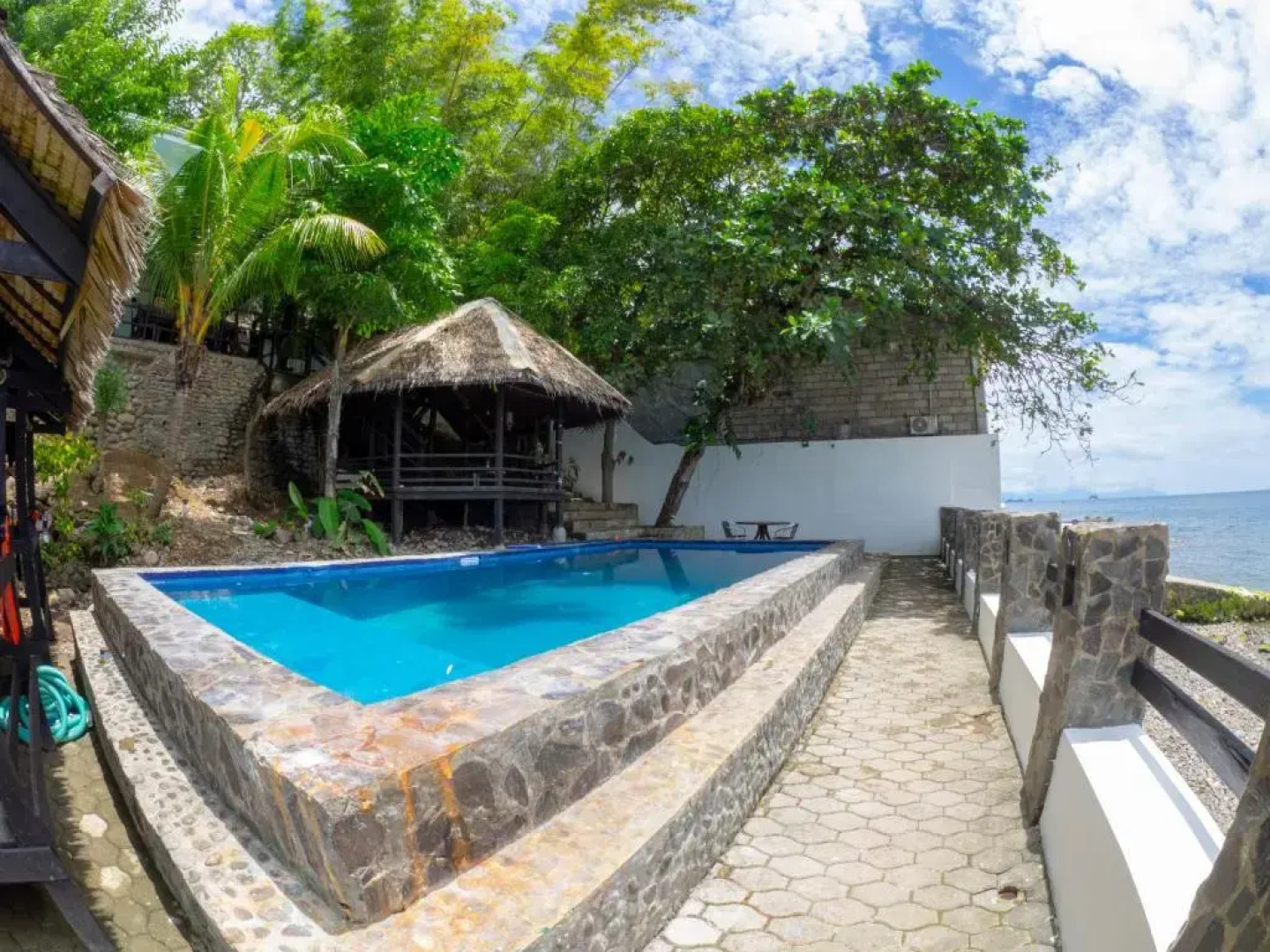 Blue Ribbon Dive Resort