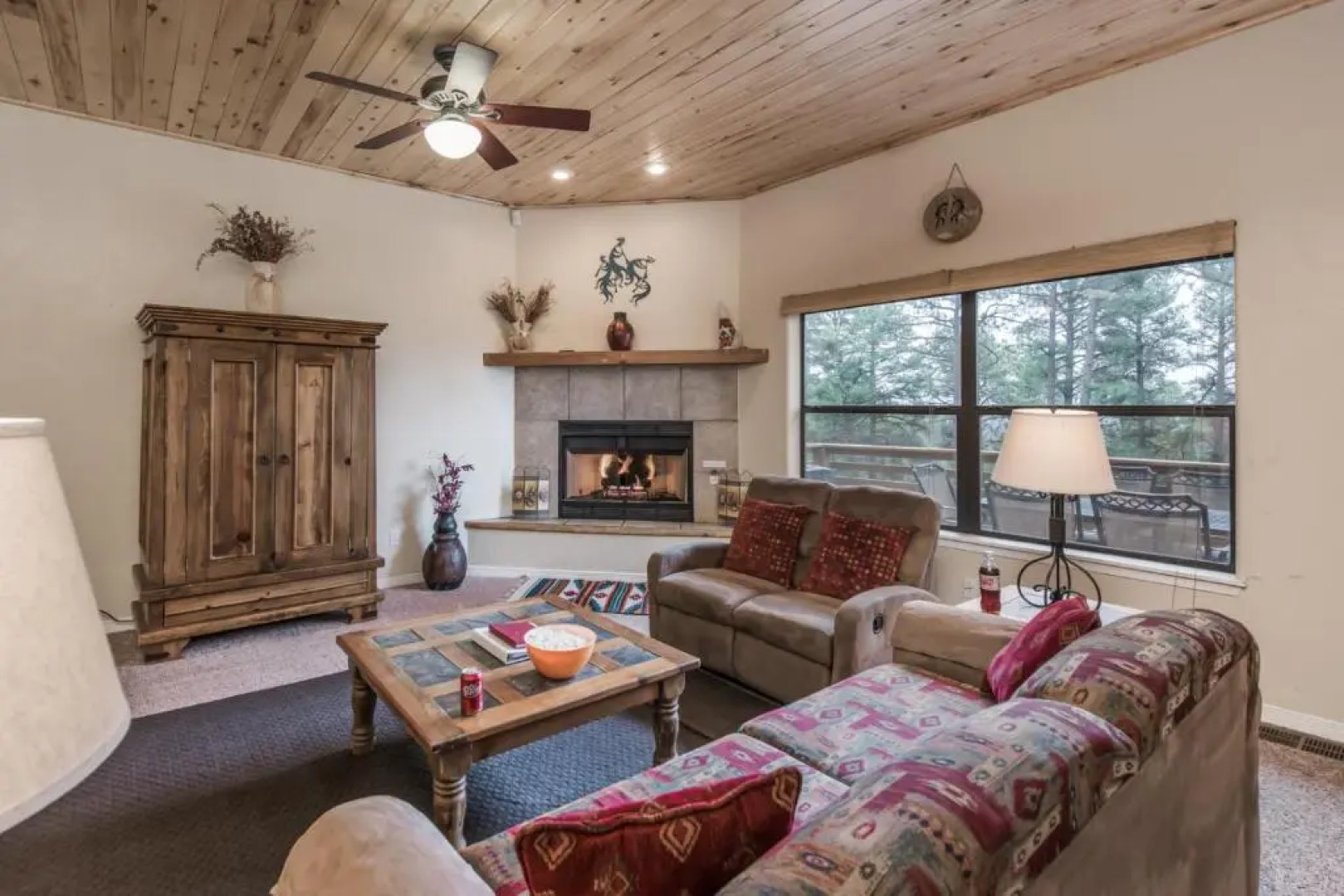 Alto Family Escape - Four Bedroom Cabin with Hot Tub