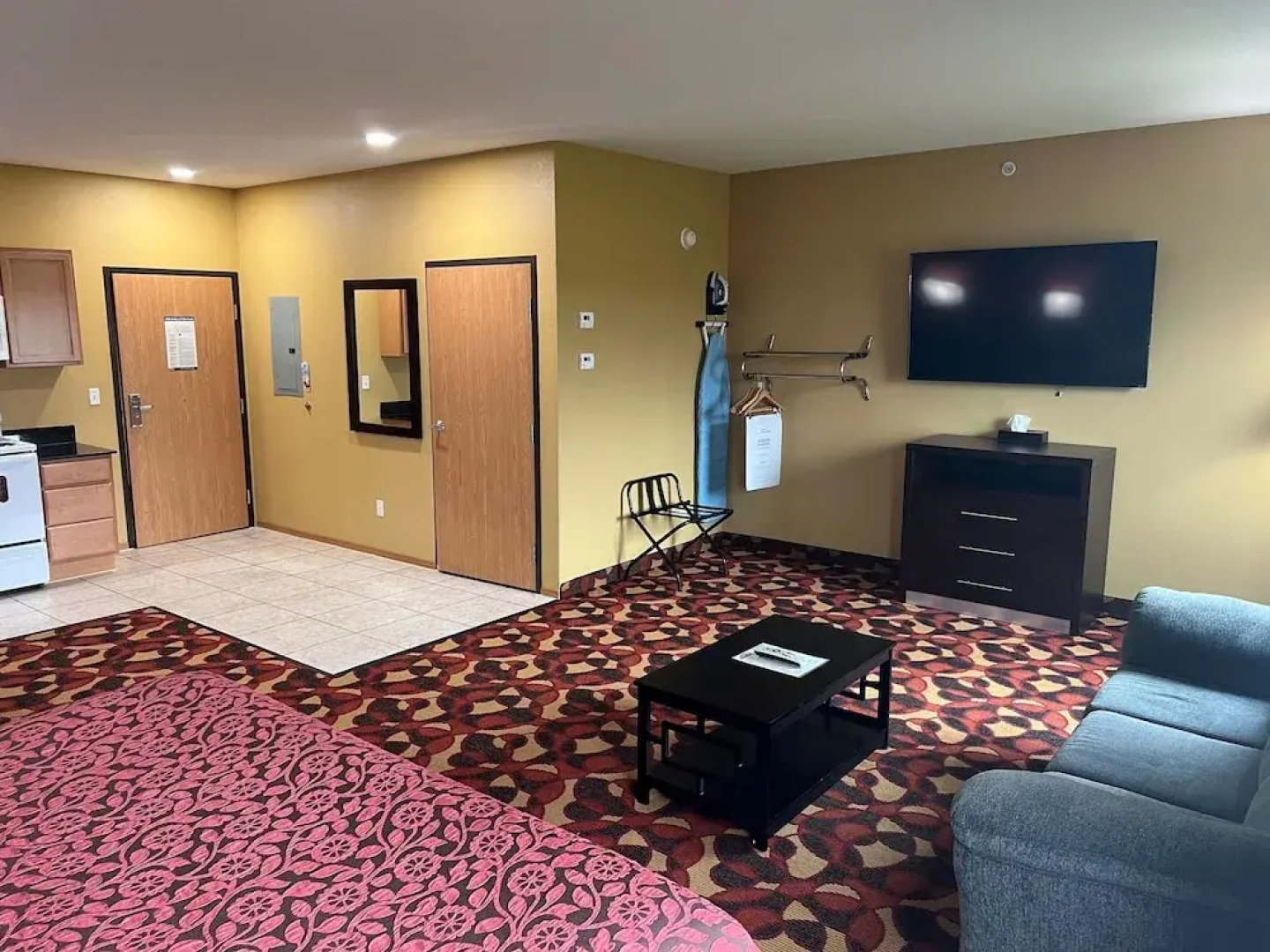 Days Inn & Suites El Dorado