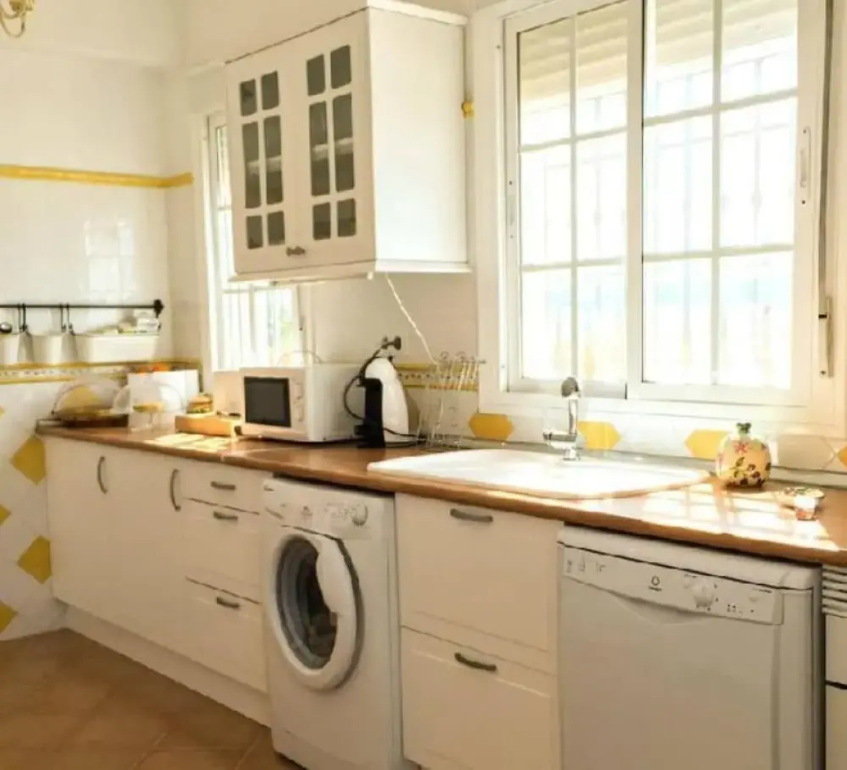 106348 - Villa in Algar