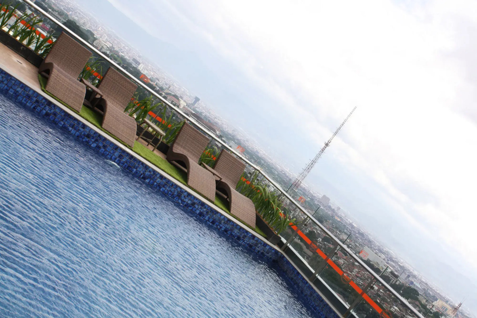 HARRIS Hotel & Conventions Ciumbuleuit Bandung