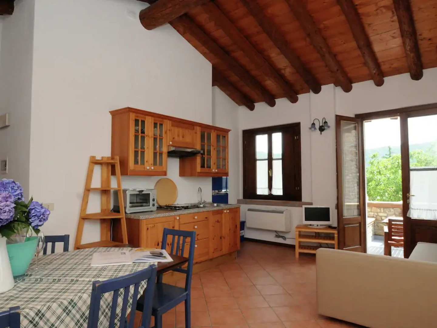 Apartment in the Franciacorta, with private balcony and shared swimming pool
