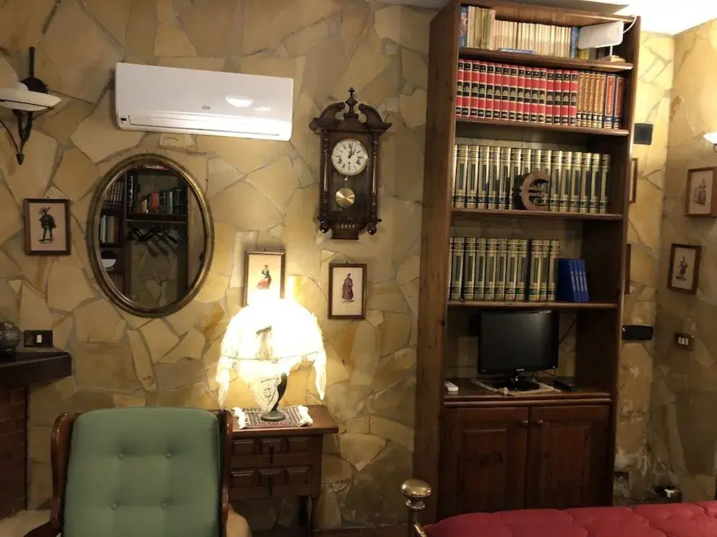 Villa SiS Dandify