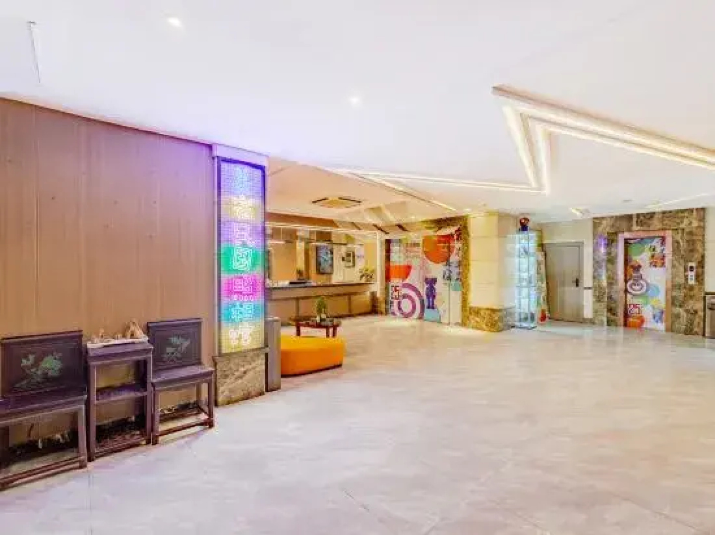 Meisu Fancy Hotel (Wuhu Pedestrian Street Jinghu Park Branch)