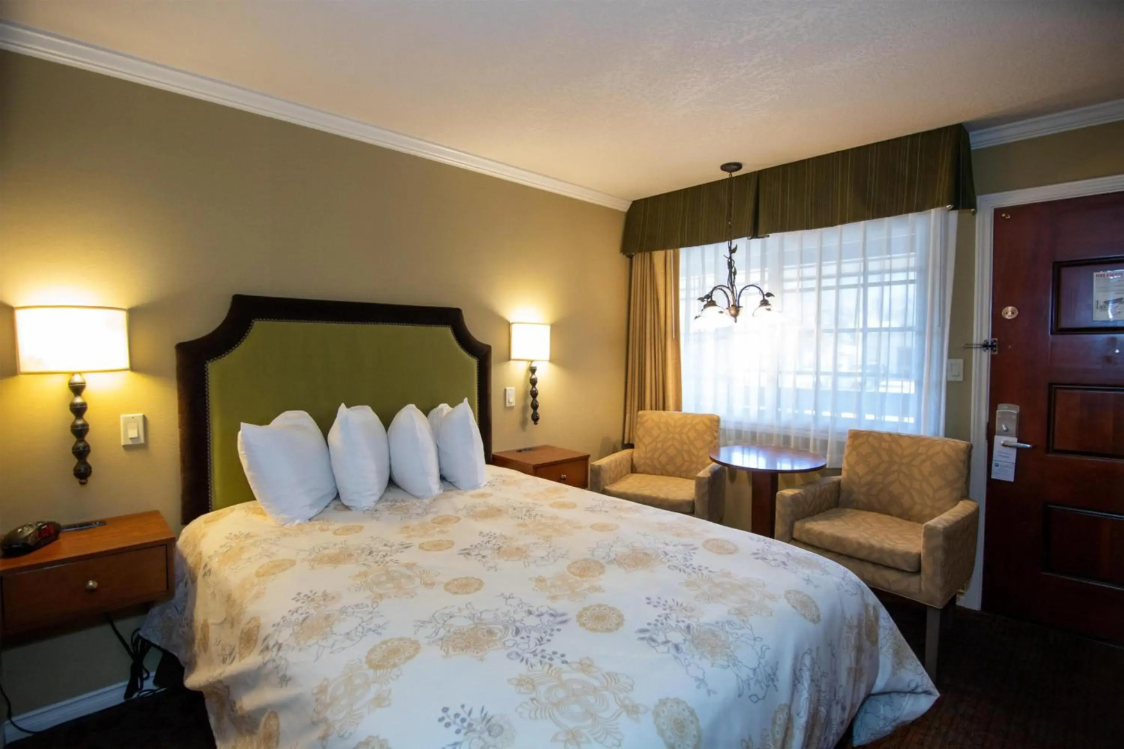 The Bard's Inn, BW Signature Collection by Best Western