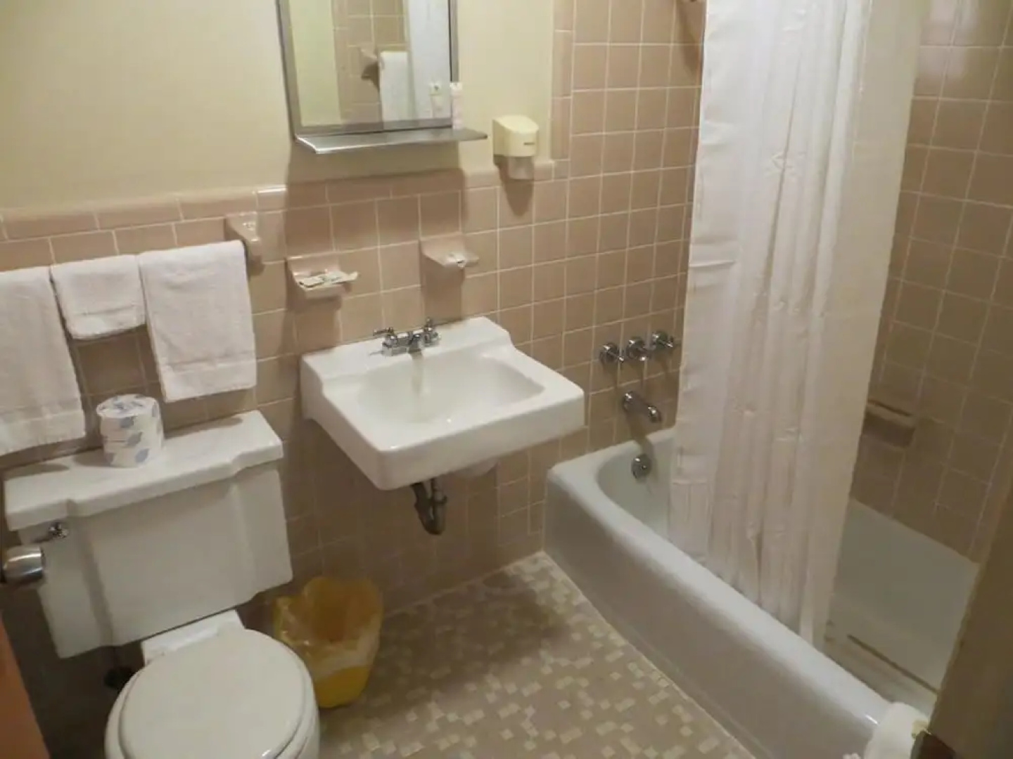 Regal Inn Clayton