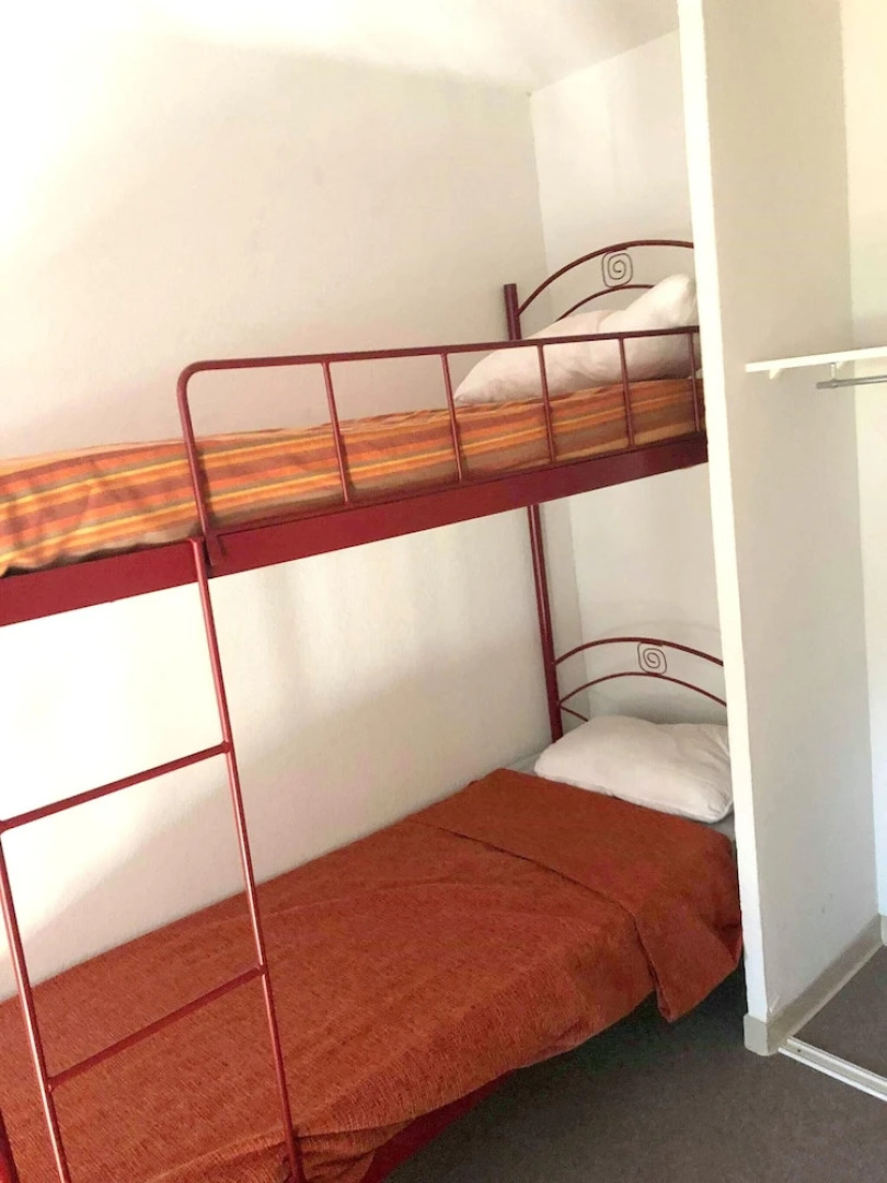 House With one Bedroom in Gallargues-le-montueux, With Pool Access, Furnished Terrace and Wifi - 20 km From the Beach