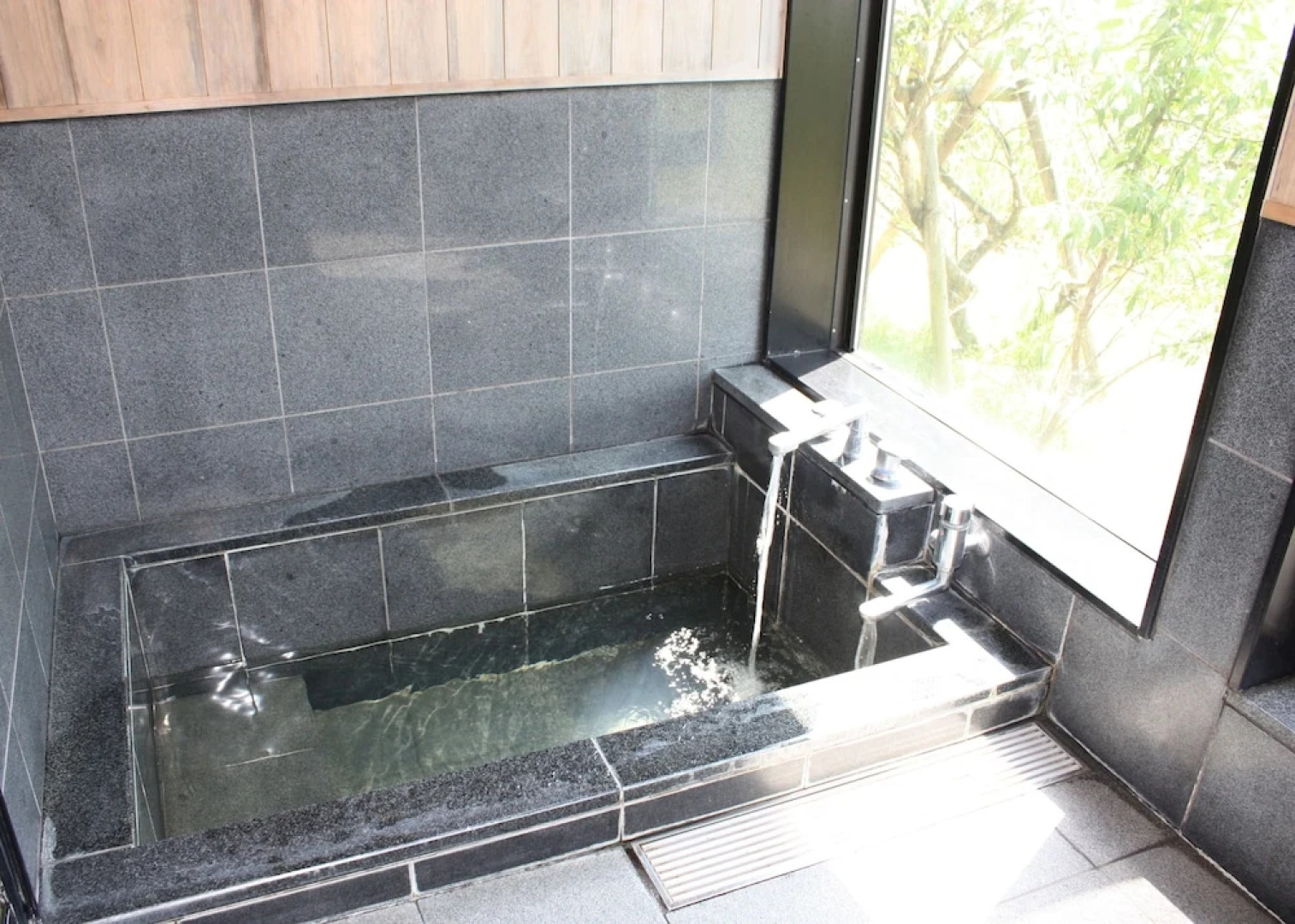 Irohanihohetou Lodge