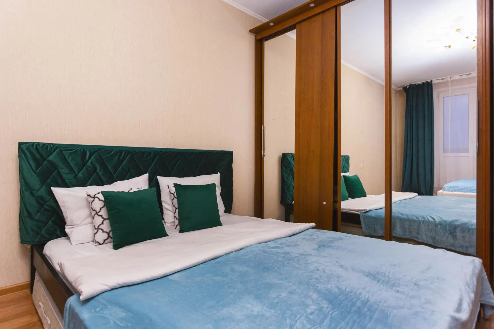 Moment House (Момент Хаус) на улице Митинская 42