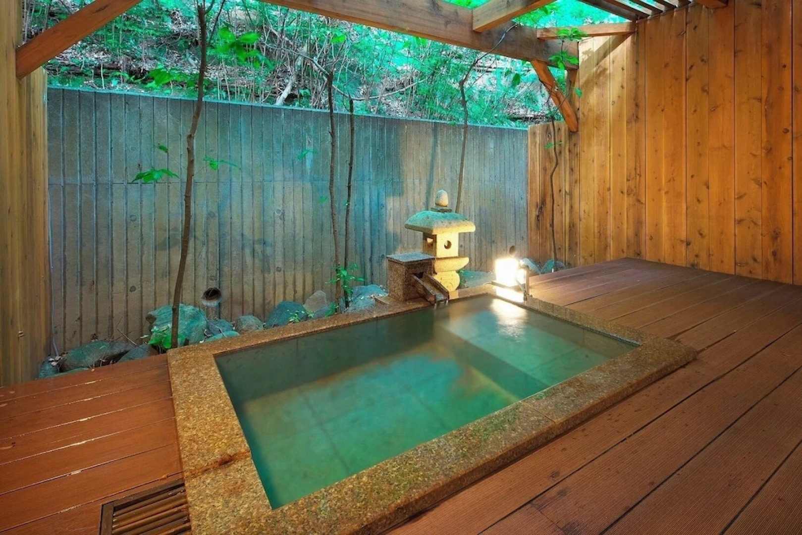 Shimogamo Onsen Kagiya