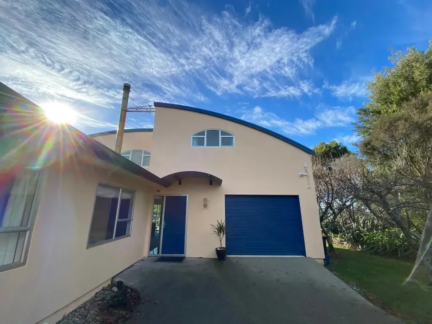 Paton s Beachfront Villa