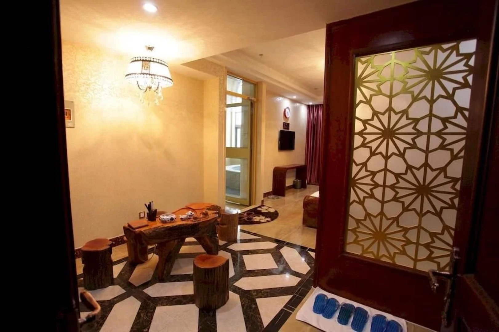 Weihai Xiangquan Business Hotel